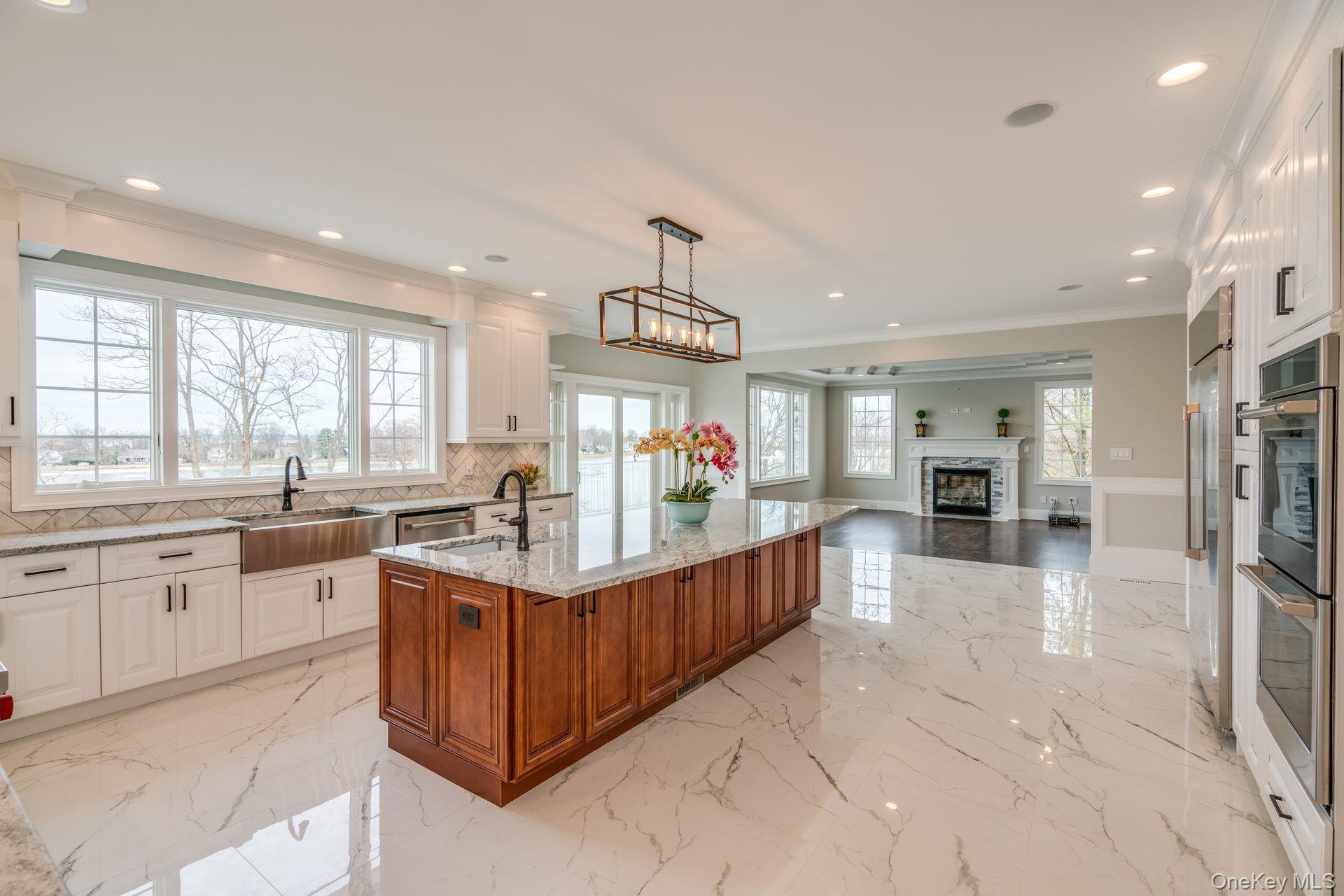 Single Family Barbara Nassau County, NY 11542, MLS-869457-19