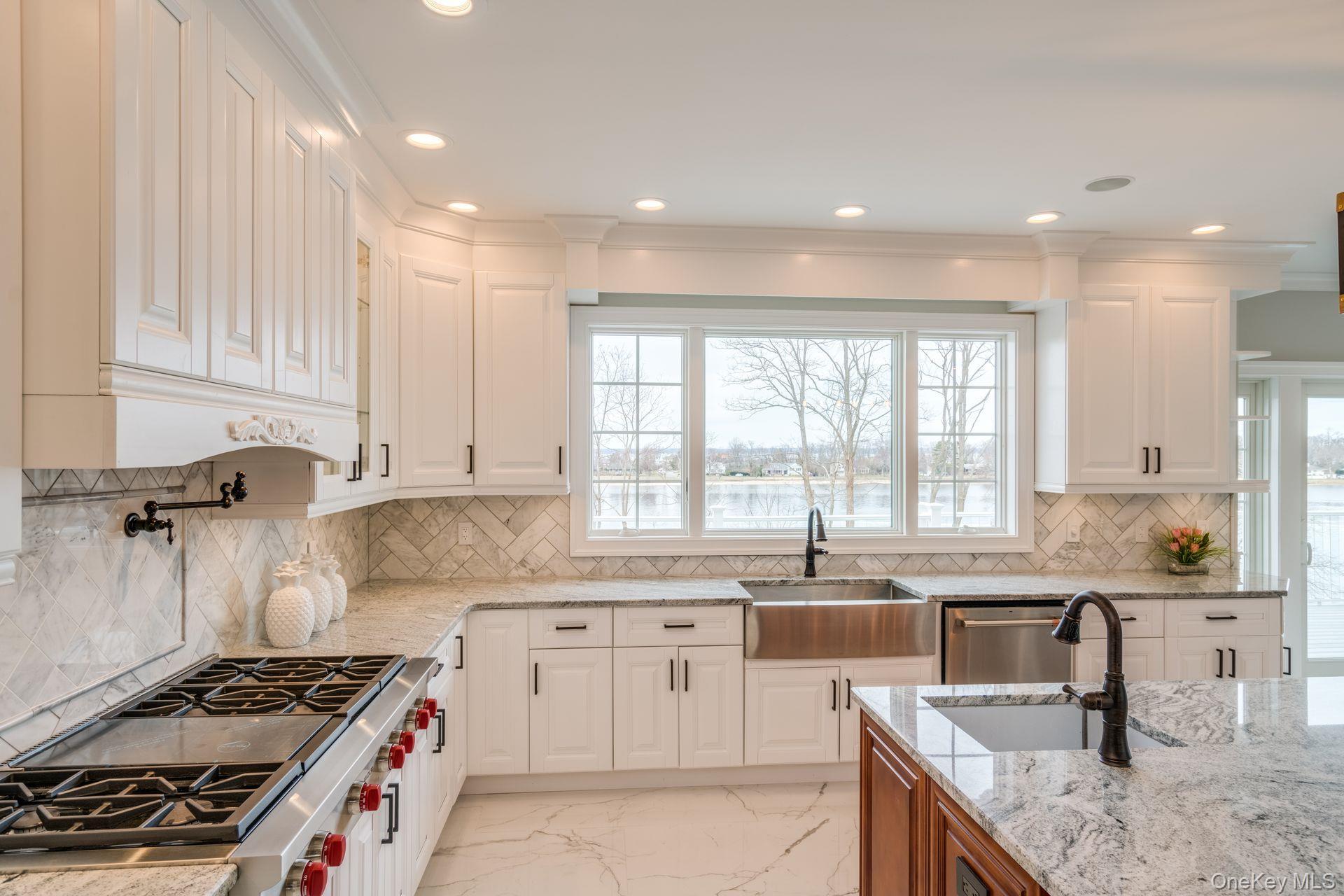 Single Family Barbara Nassau County, NY 11542, MLS-869457-21