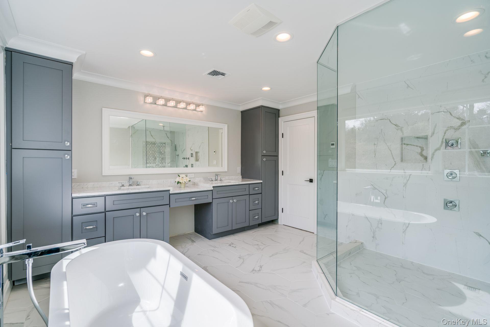 Single Family Barbara Nassau County, NY 11542, MLS-869457-28