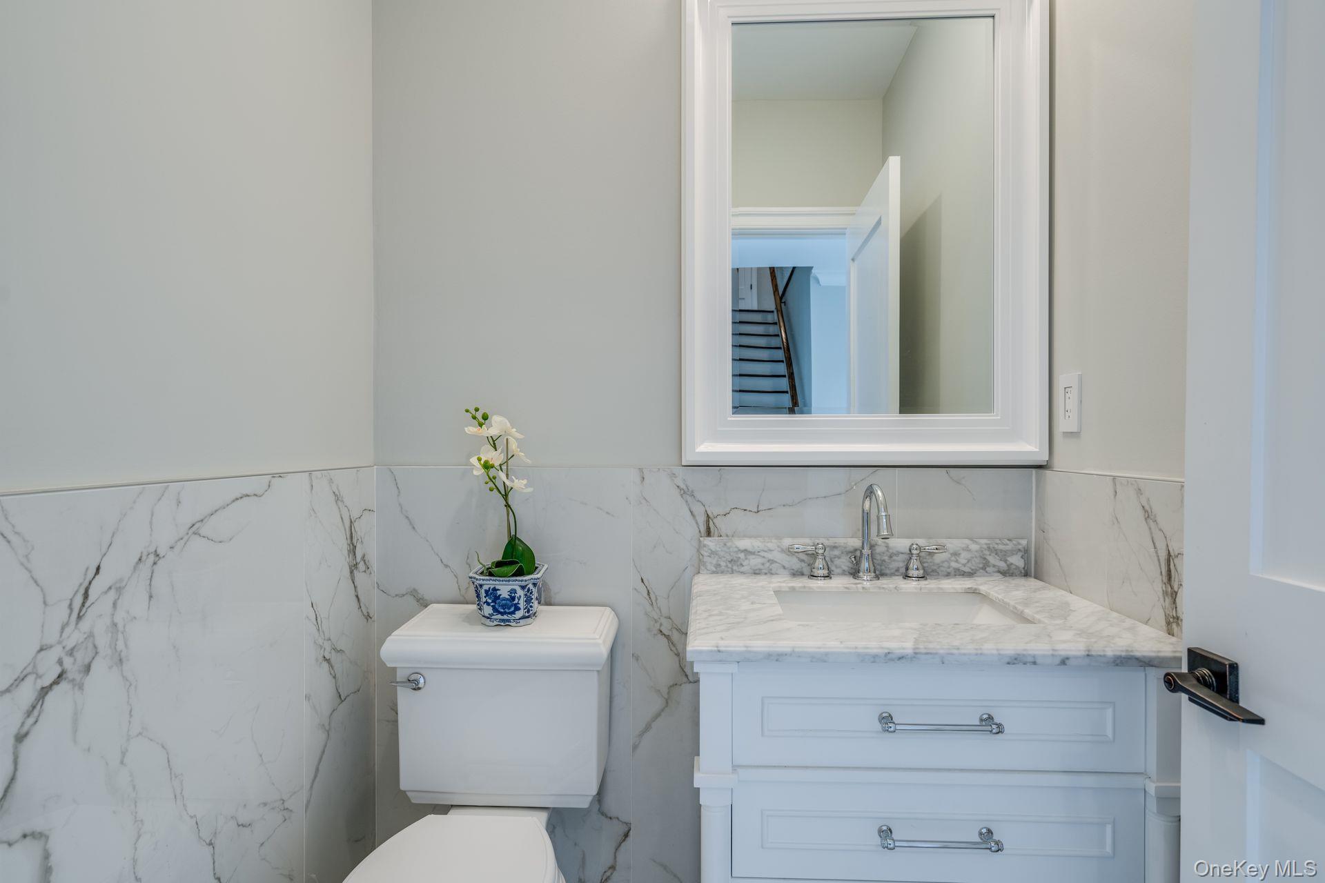 Single Family Barbara Nassau County, NY 11542, MLS-869457-37