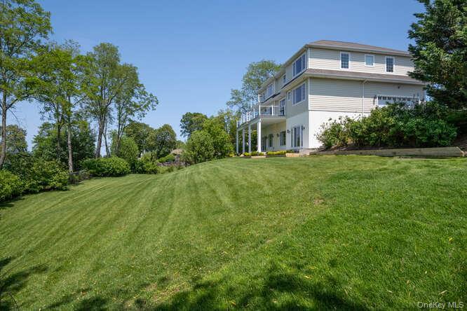 Single Family Barbara Nassau County, NY 11542, MLS-869457-40