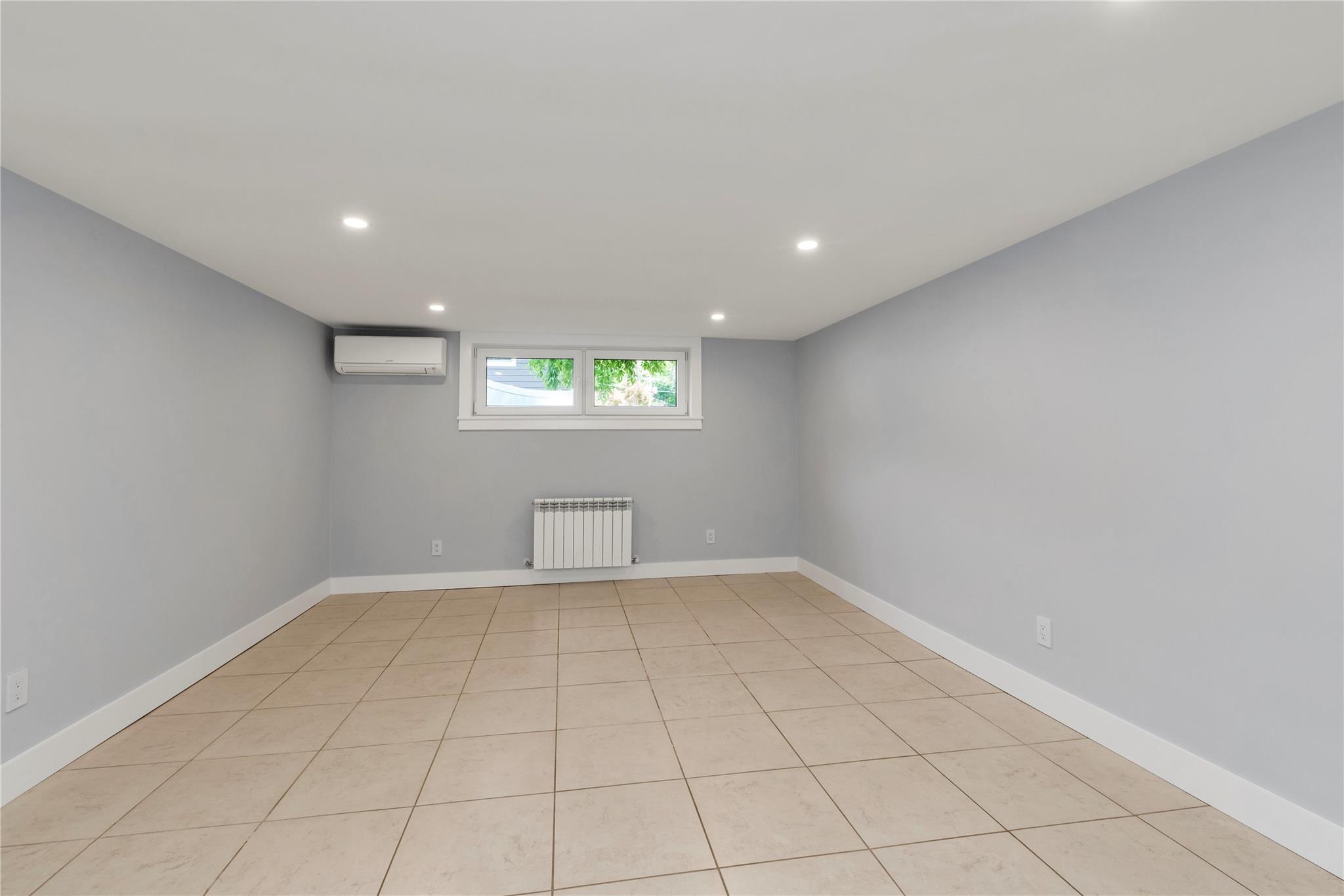 Single Family Meadowfield  Nassau County, NY 11542, MLS-869469-19
