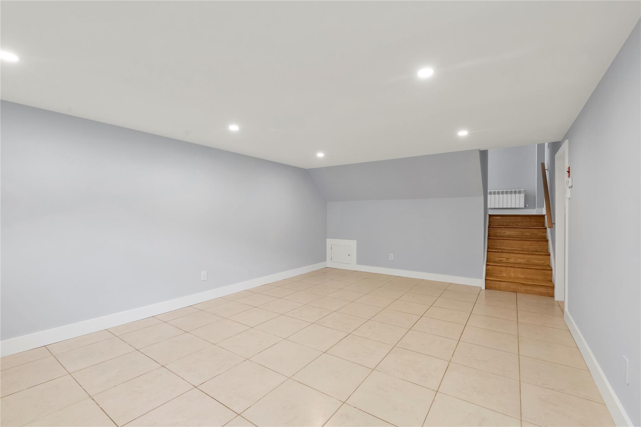 Single Family Meadowfield  Nassau County, NY 11542, MLS-869469-20
