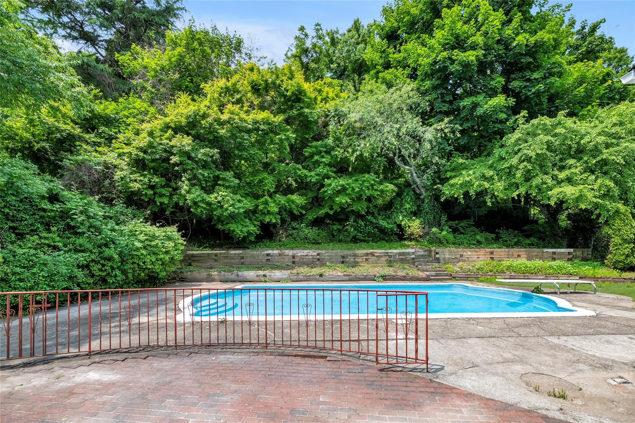 Single Family Meadowfield  Nassau County, NY 11542, MLS-869469-22