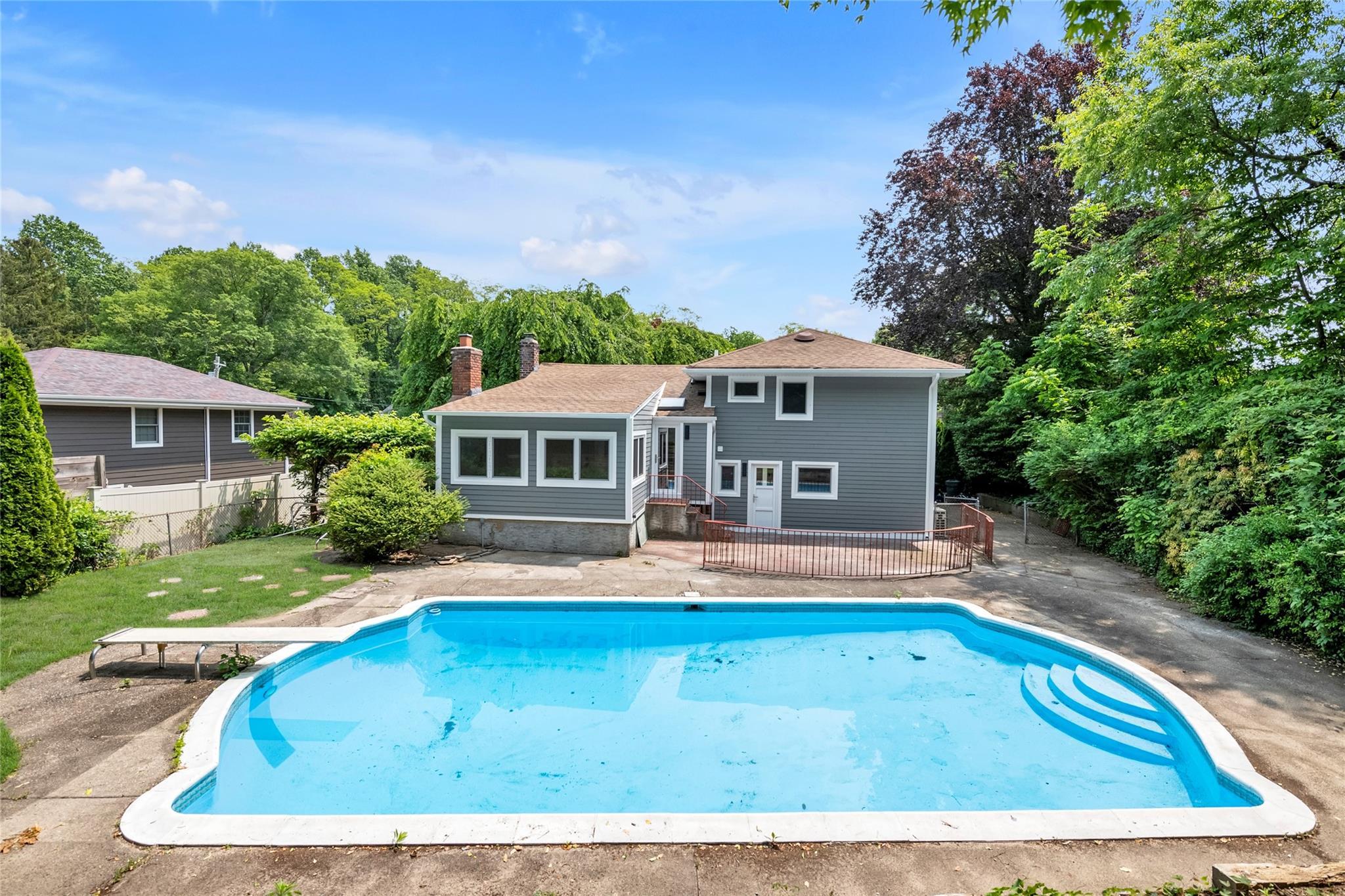 Single Family Meadowfield  Nassau County, NY 11542, MLS-869469-23