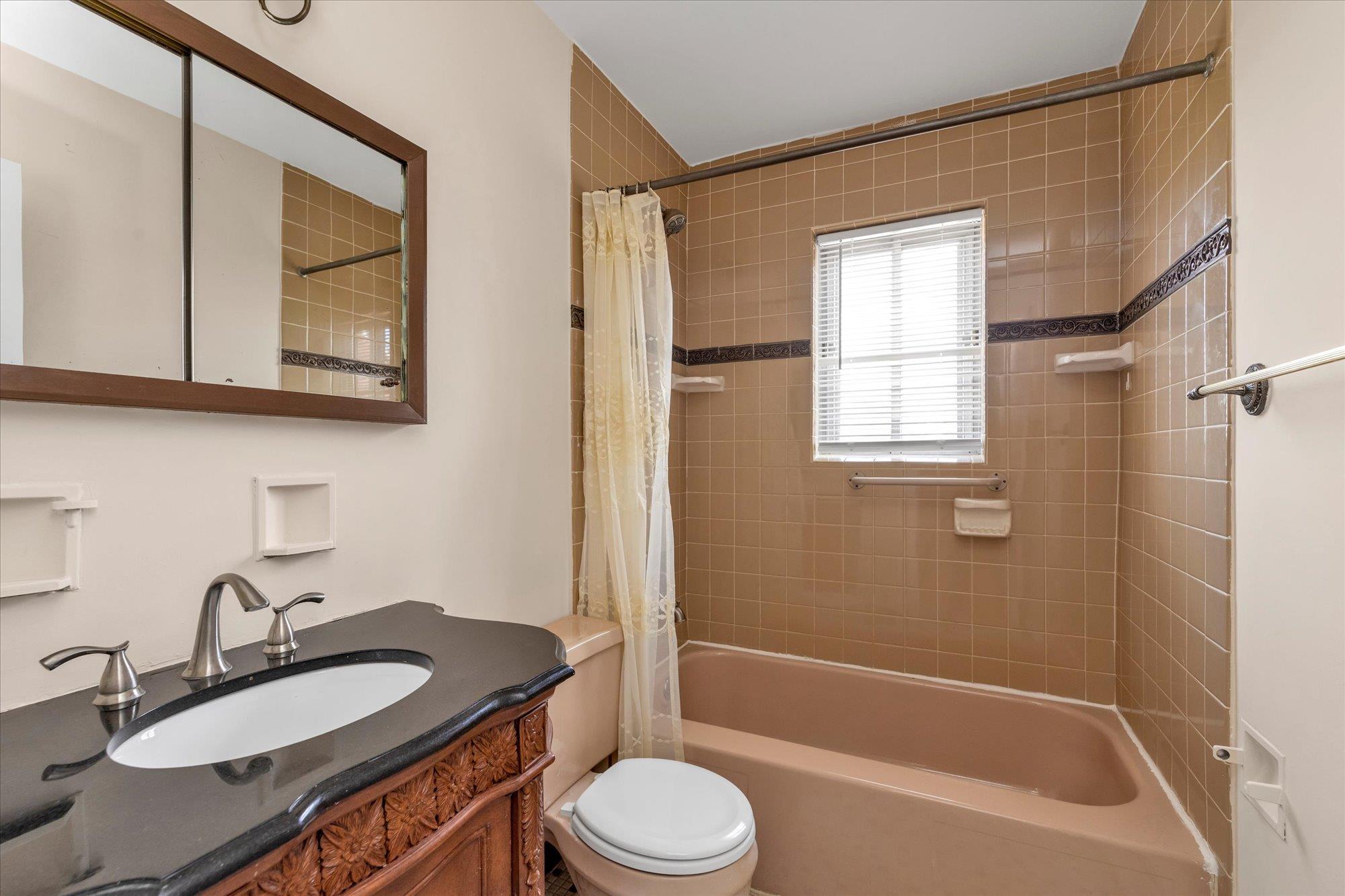 Single Family 243rd  Queens, NY 11426, MLS-869475-21