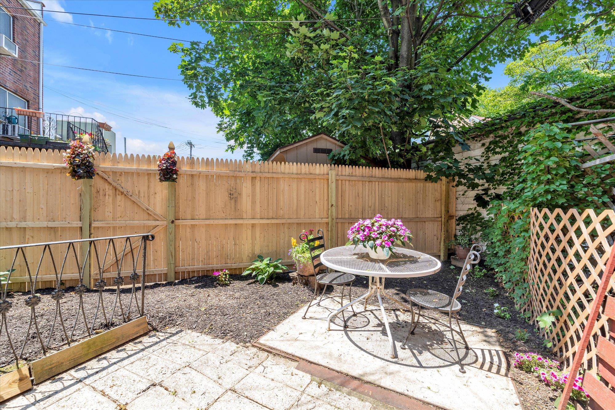 Single Family 243rd  Queens, NY 11426, MLS-869475-22