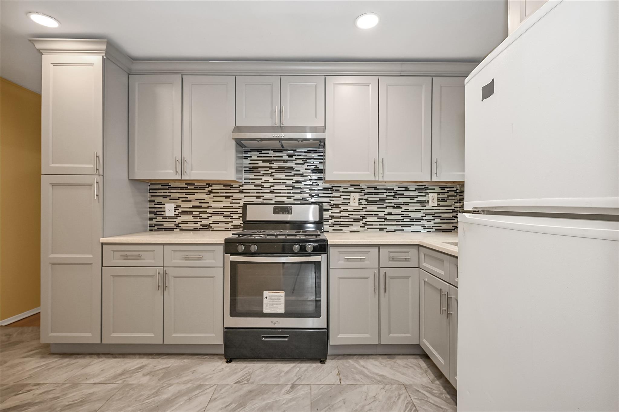 Single Family 222nd  Queens, NY 11429, MLS-869497-6