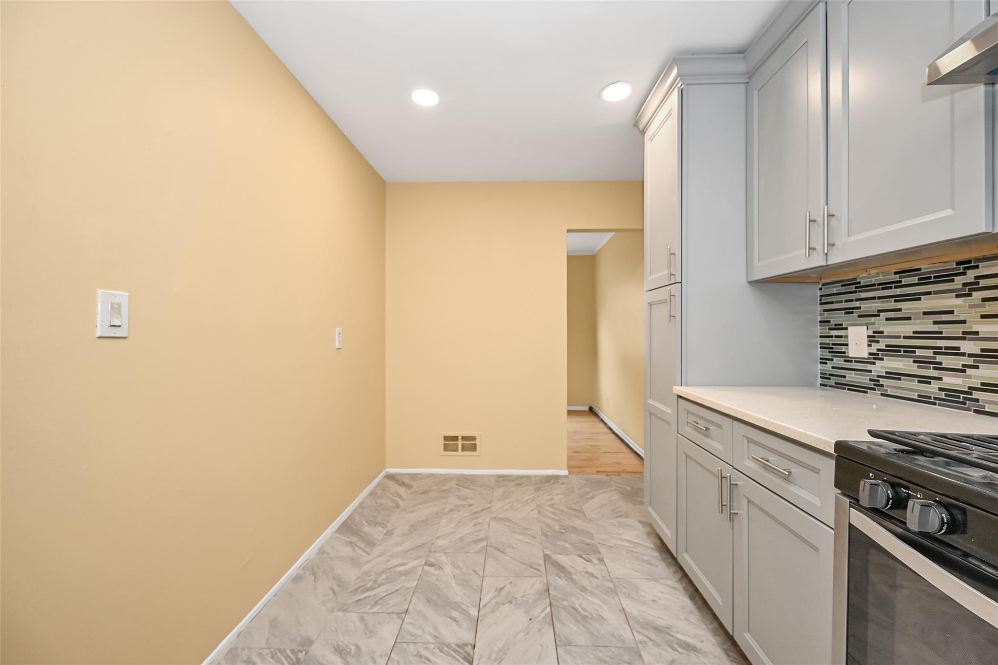 Single Family 222nd  Queens, NY 11429, MLS-869497-8