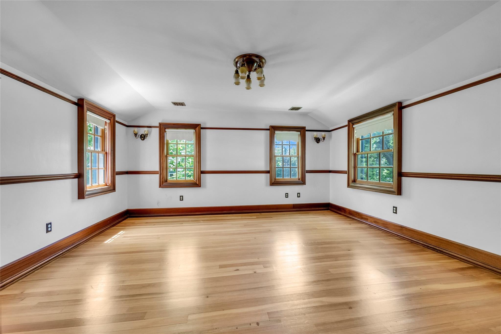 Single Family Reid  Nassau County, NY 11050, MLS-869506-22