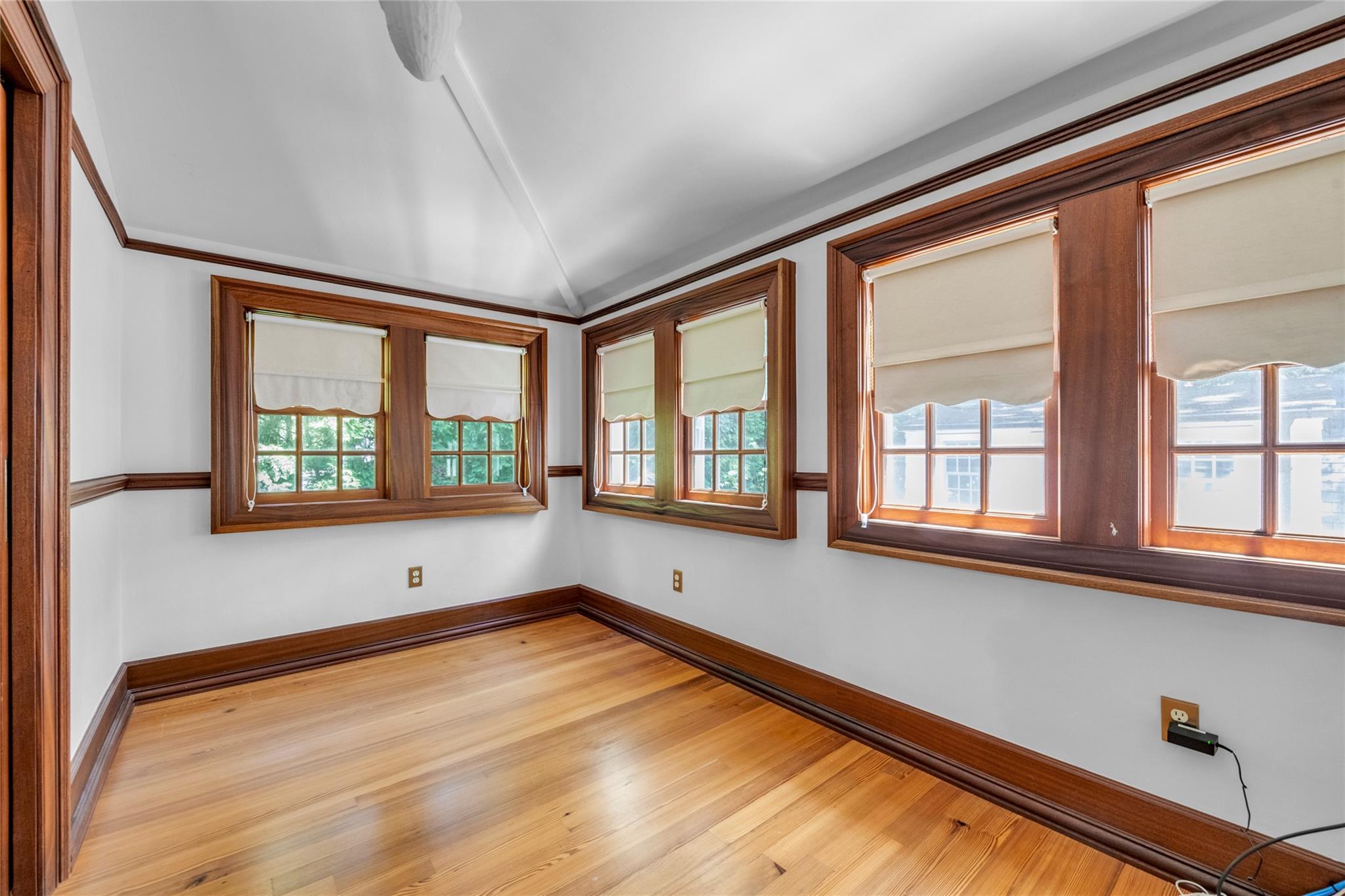 Single Family Reid  Nassau County, NY 11050, MLS-869506-23