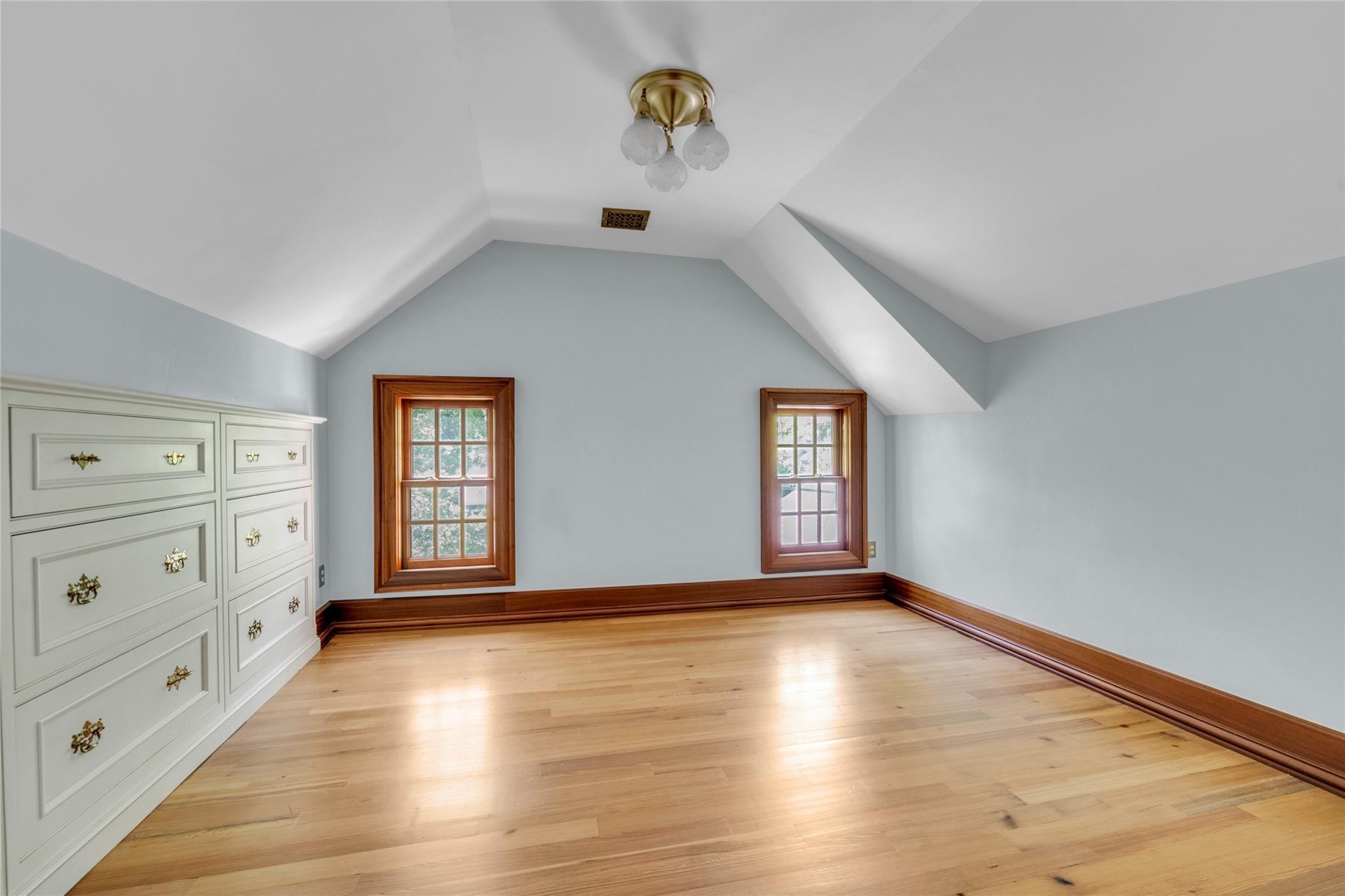 Single Family Reid  Nassau County, NY 11050, MLS-869506-26