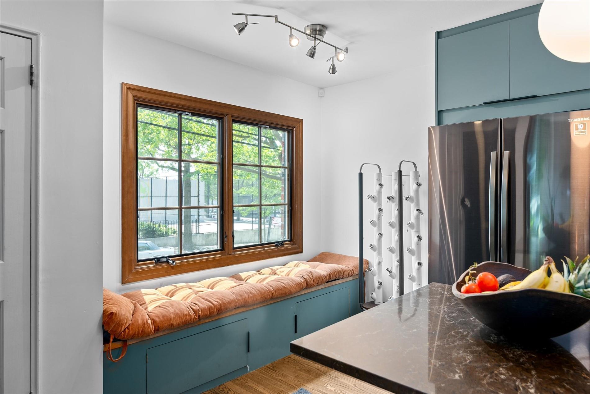 Single Family Onderdonk  Queens, NY 11385, MLS-869517-9