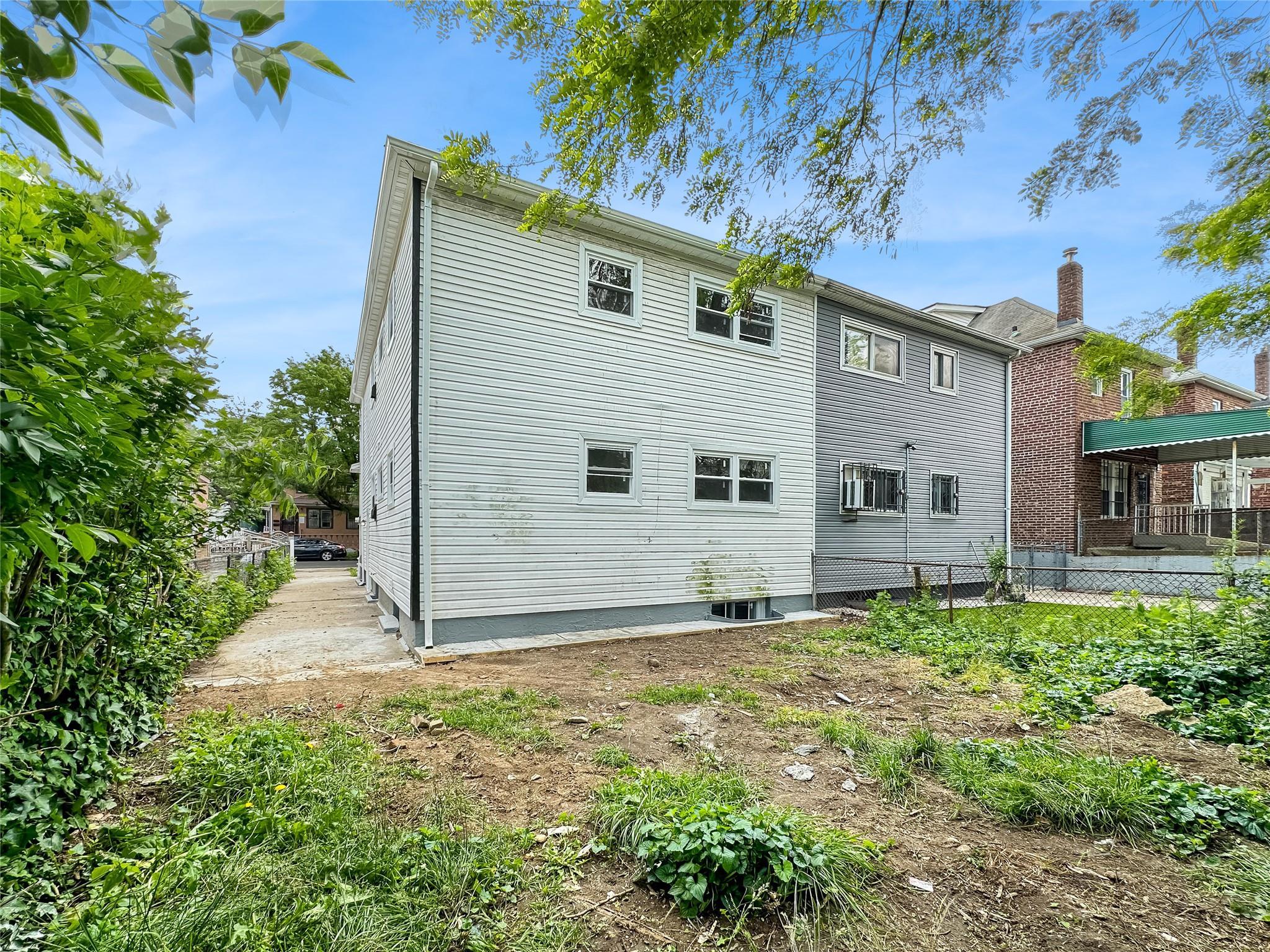 Single Family 109th Ave  Queens, NY 11435, MLS-869531-16