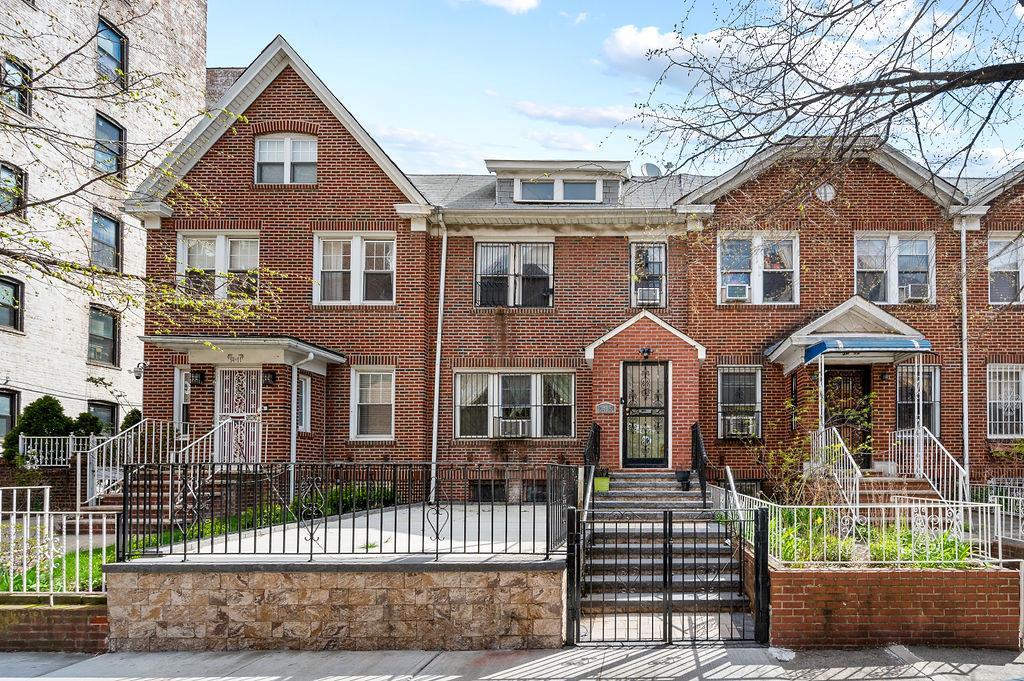 Single Family 91st  Queens, NY 11369, MLS-869538-2