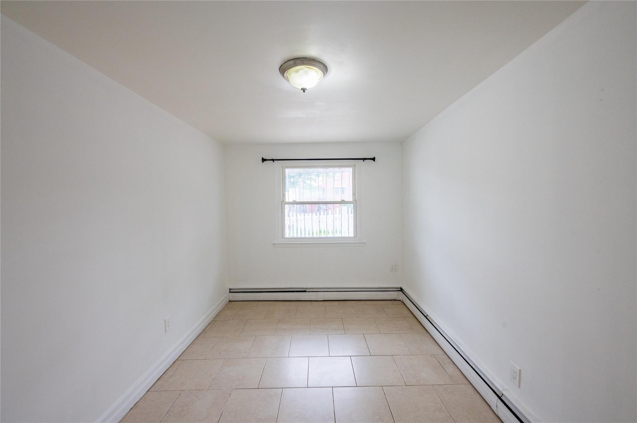 Single Family Adee  Bronx, NY 10469, MLS-869539-26
