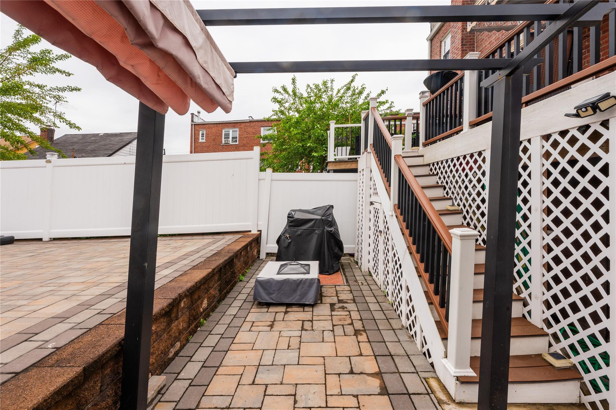 Single Family Adee  Bronx, NY 10469, MLS-869539-31