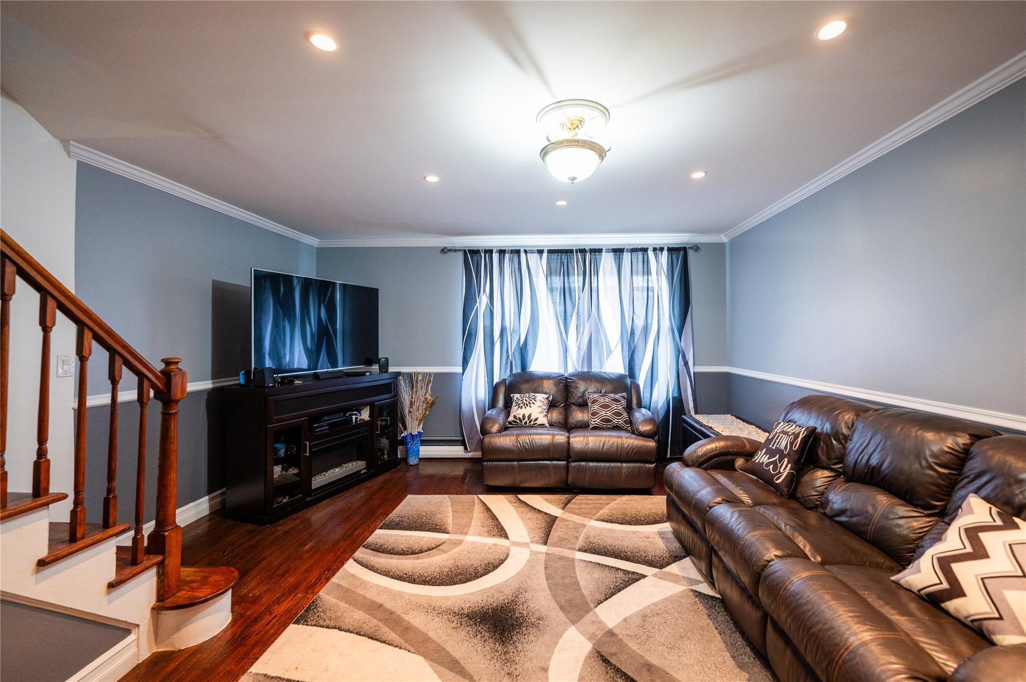 Single Family Adee  Bronx, NY 10469, MLS-869539-6