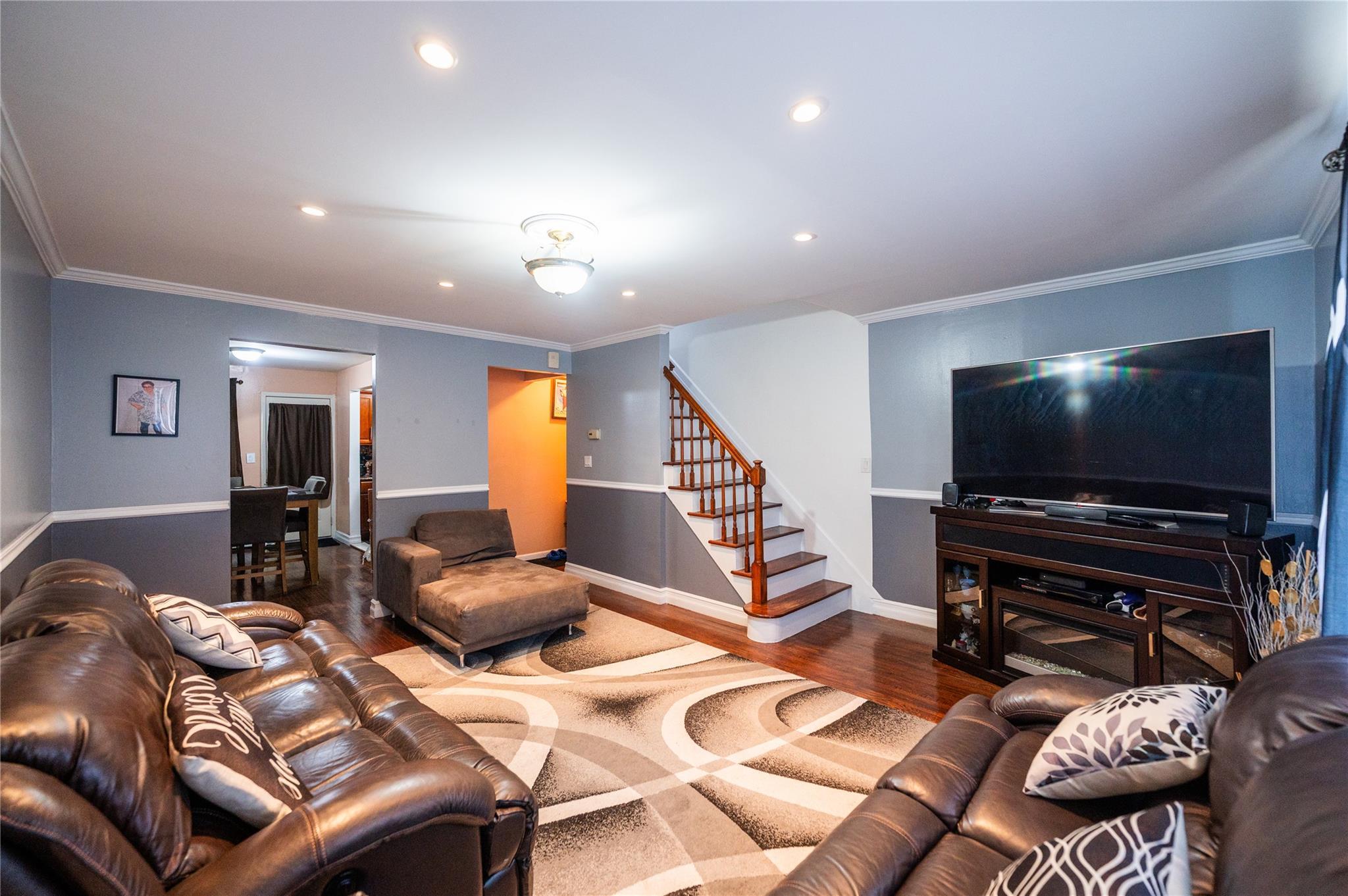 Single Family Adee  Bronx, NY 10469, MLS-869539-7
