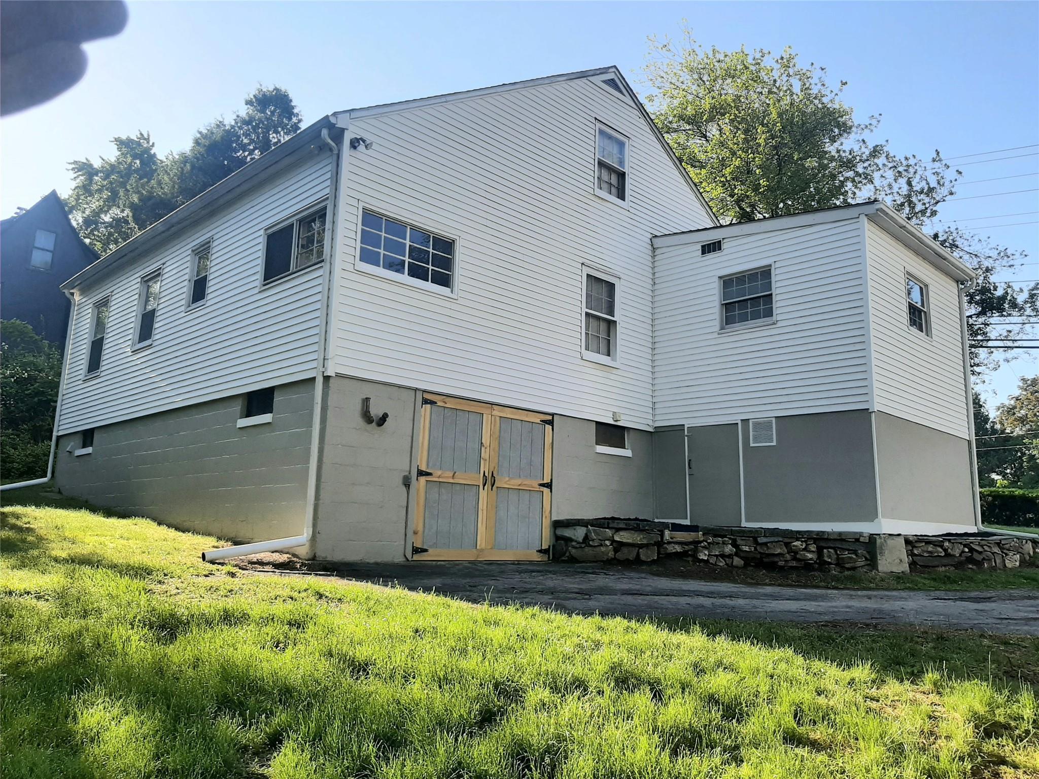 Single Family Spackenkill  Dutchess County, NY 12603, MLS-869545-21