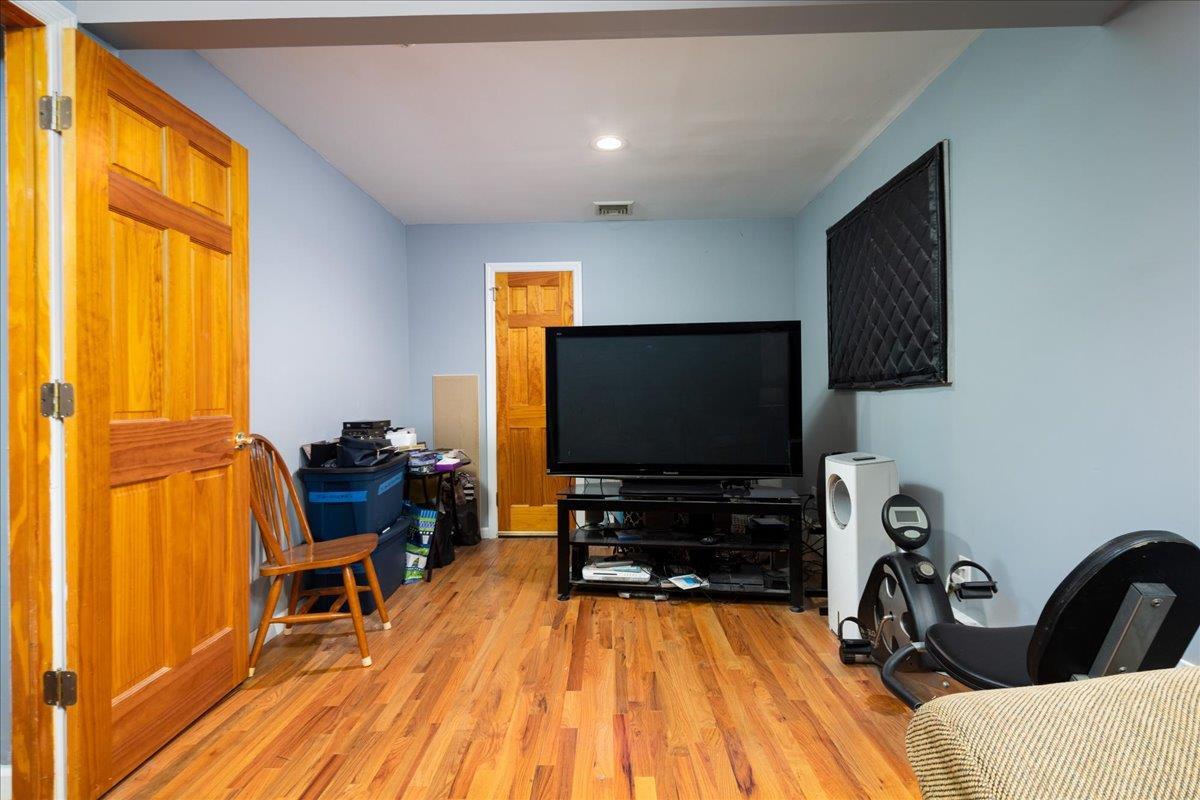 Single Family Powell  Nassau County, NY 11566, MLS-869610-12
