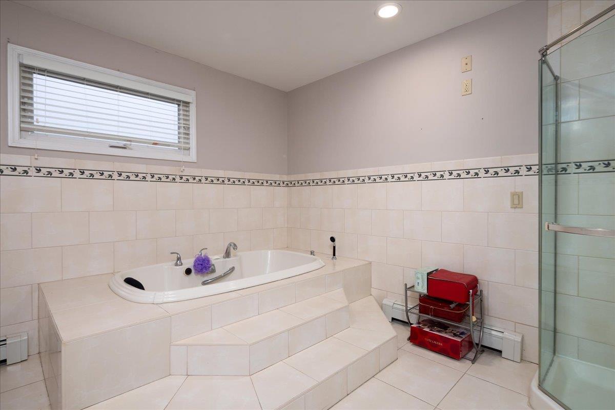 Single Family Powell  Nassau County, NY 11566, MLS-869610-24
