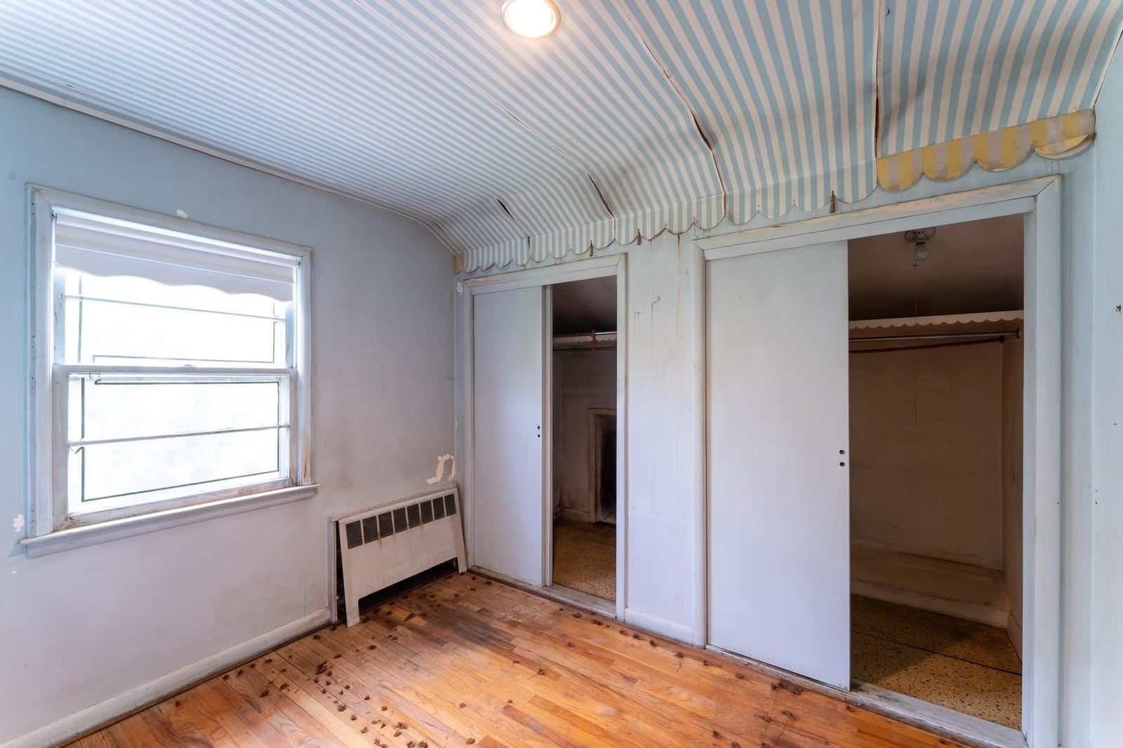 Single Family Longview  Nassau County, NY 11581, MLS-869635-15
