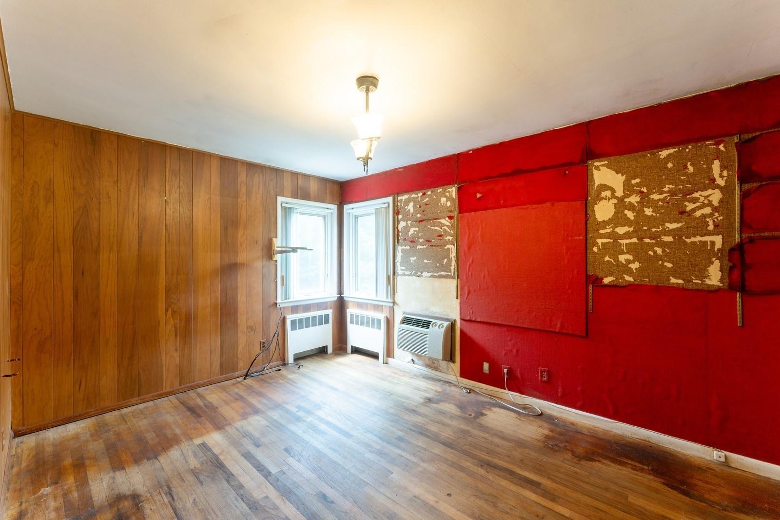 Single Family Longview  Nassau County, NY 11581, MLS-869635-19