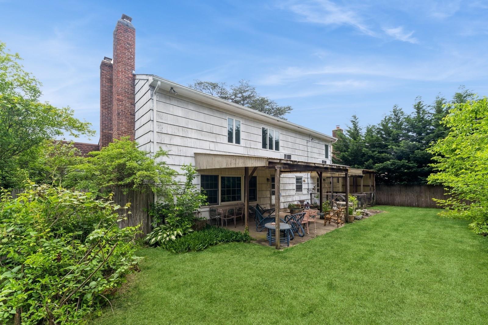 Single Family Longview  Nassau County, NY 11581, MLS-869635-31