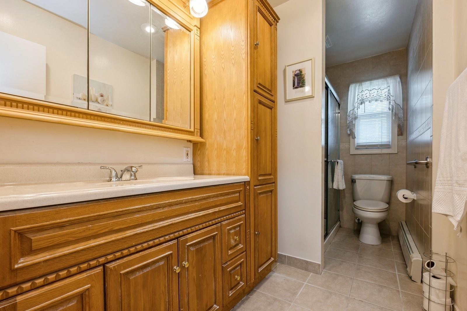 Single Family Northview  Nassau County, NY 11793, MLS-869643-14