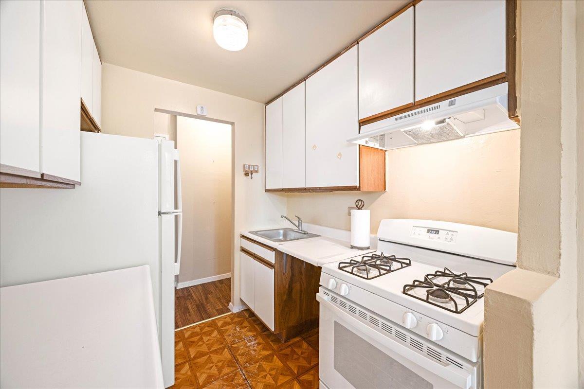 Coop St Paul  Bronx, NY 10461, MLS-869665-12