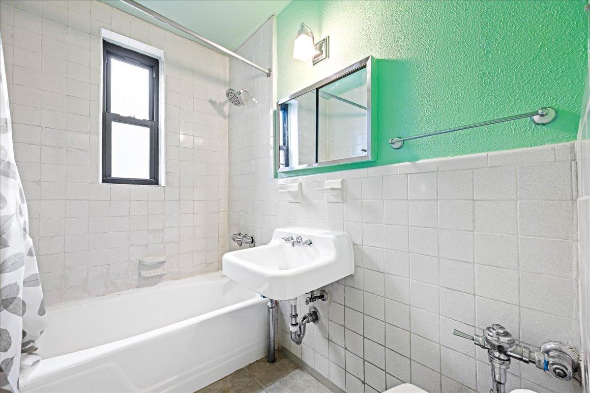 Coop St Paul  Bronx, NY 10461, MLS-869665-18