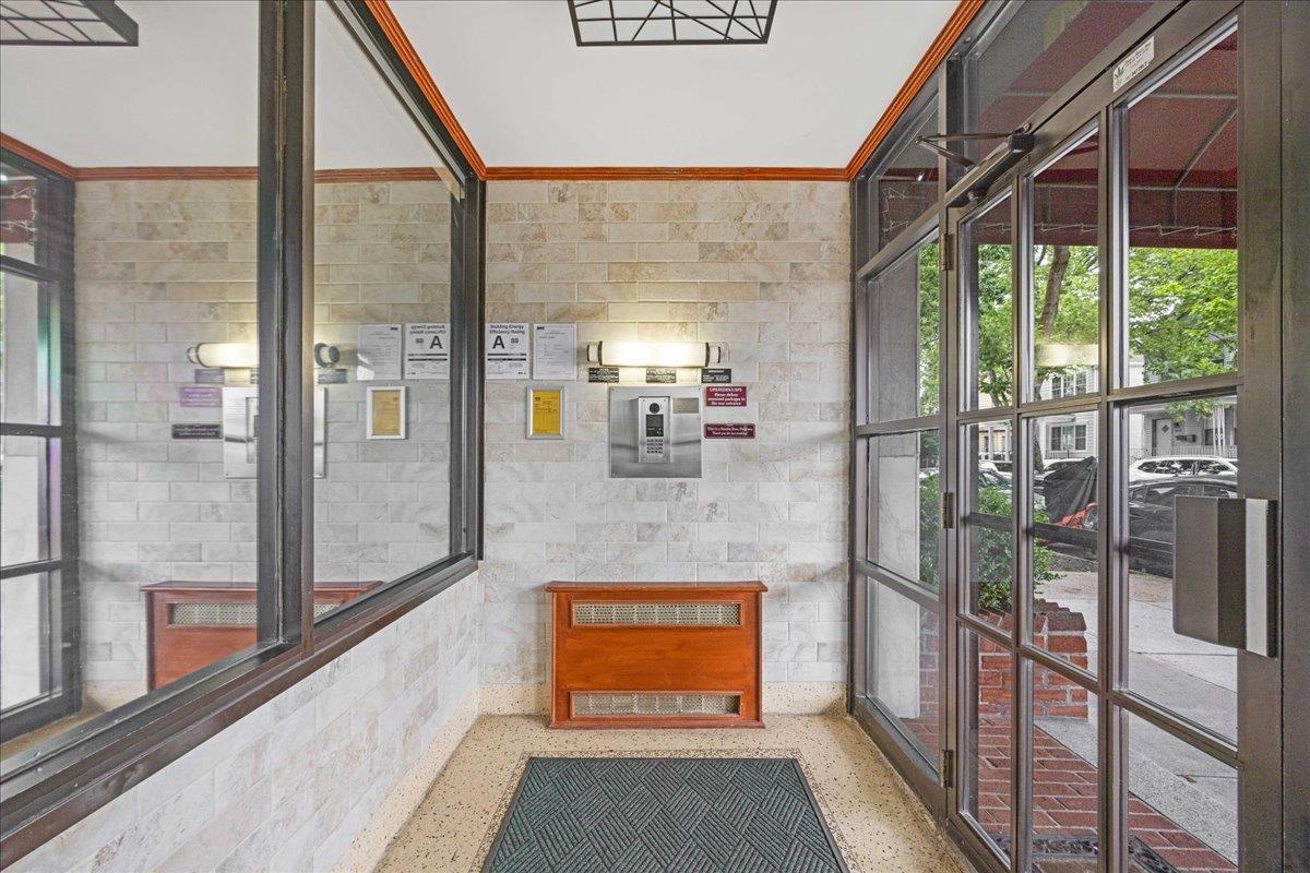 Coop St Paul  Bronx, NY 10461, MLS-869665-2