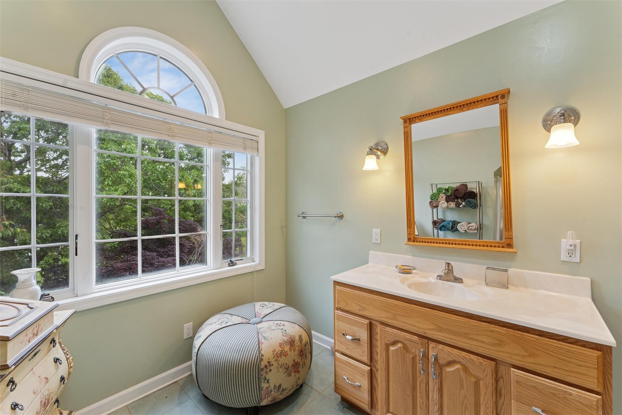 Single Family Royal  Suffolk County, NY 11901, MLS-869667-20