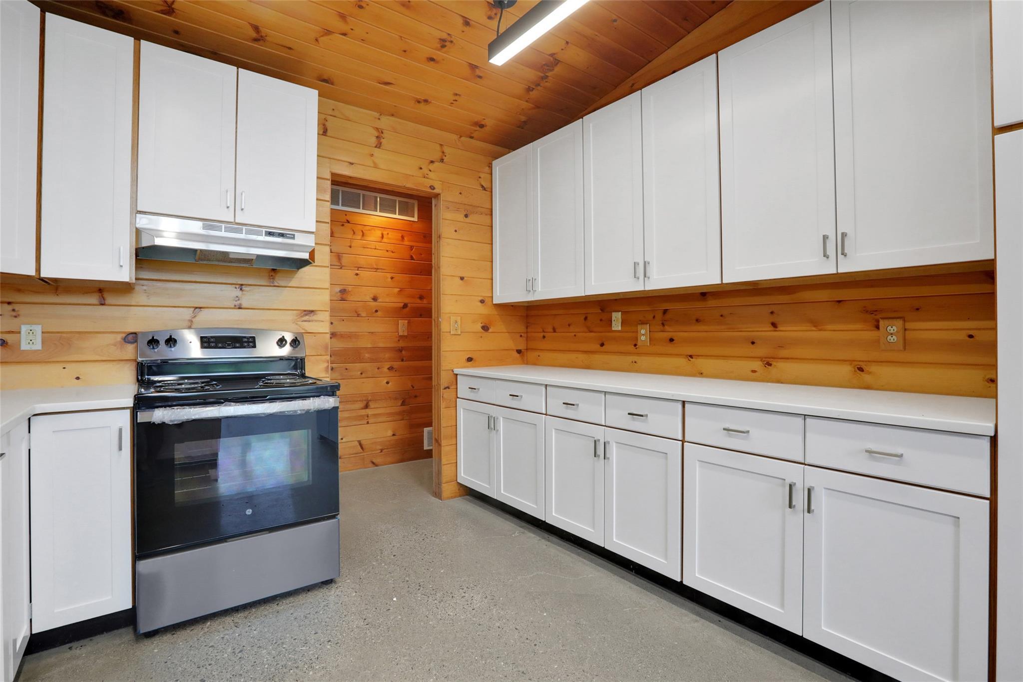 Single Family Bruyn  Ulster County, NY 12589, MLS-869668-22