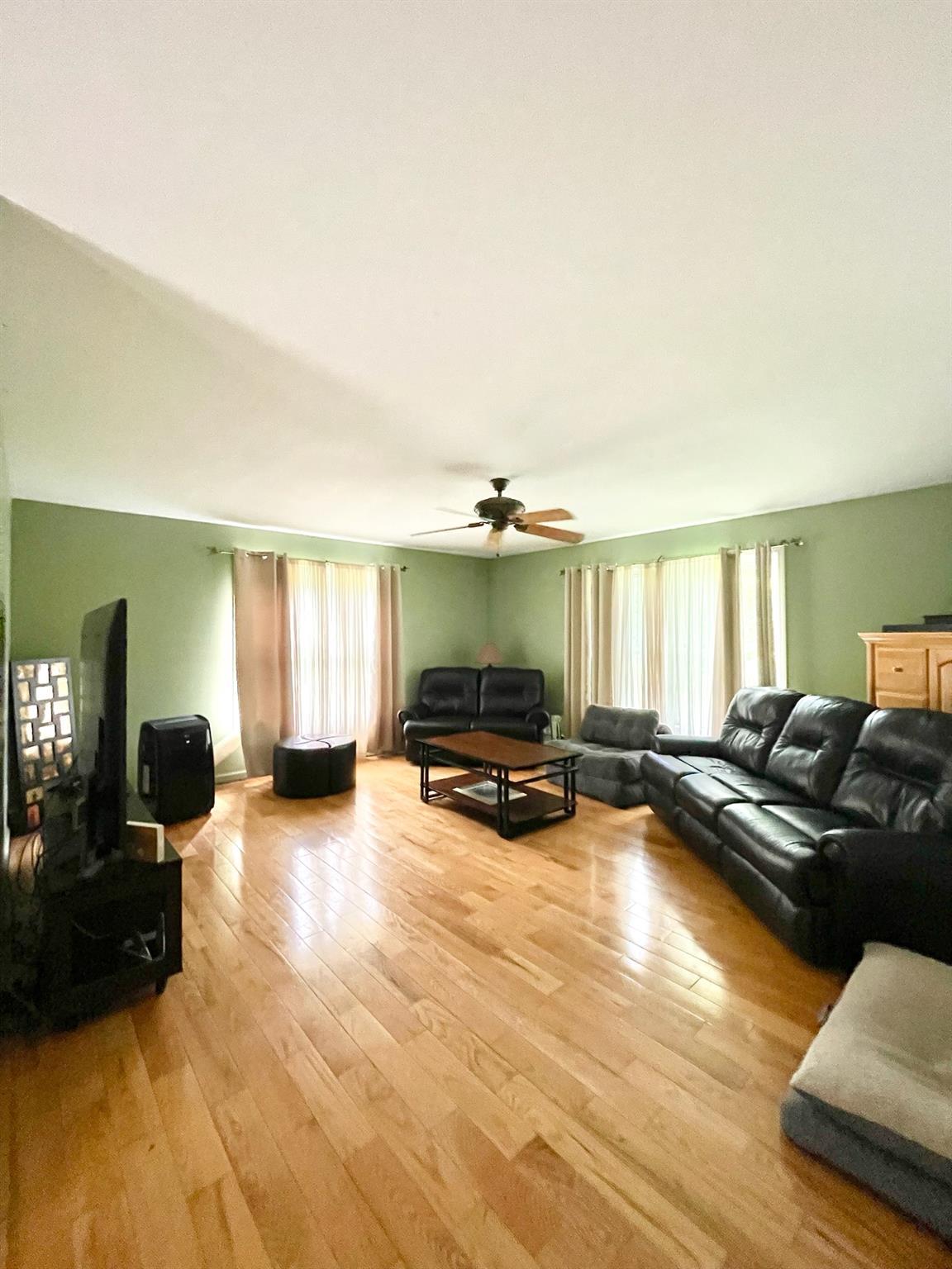 Single Family Minisink  Orange County, NY 12771, MLS-869685-10
