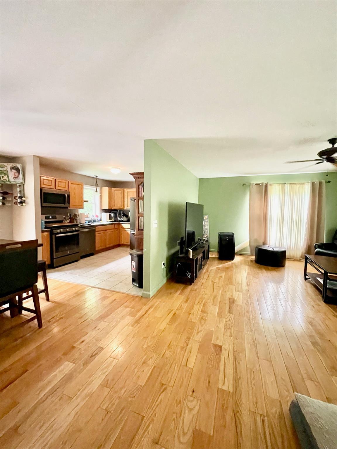 Single Family Minisink  Orange County, NY 12771, MLS-869685-11