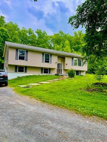 Single Family Minisink  Orange County, NY 12771, MLS-869685-3