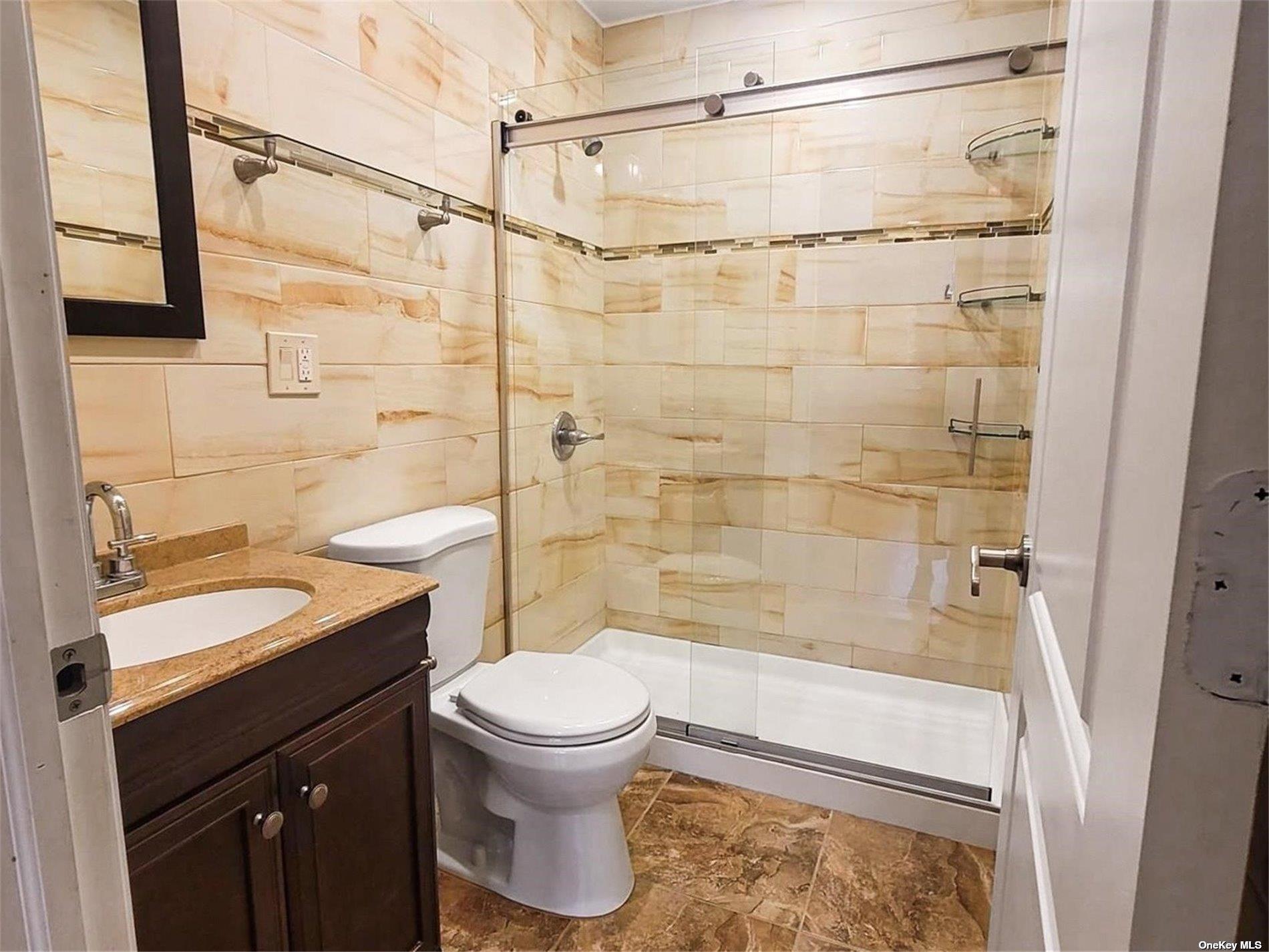 Single Family Edgewood  Queens, NY 11413, MLS-869687-11