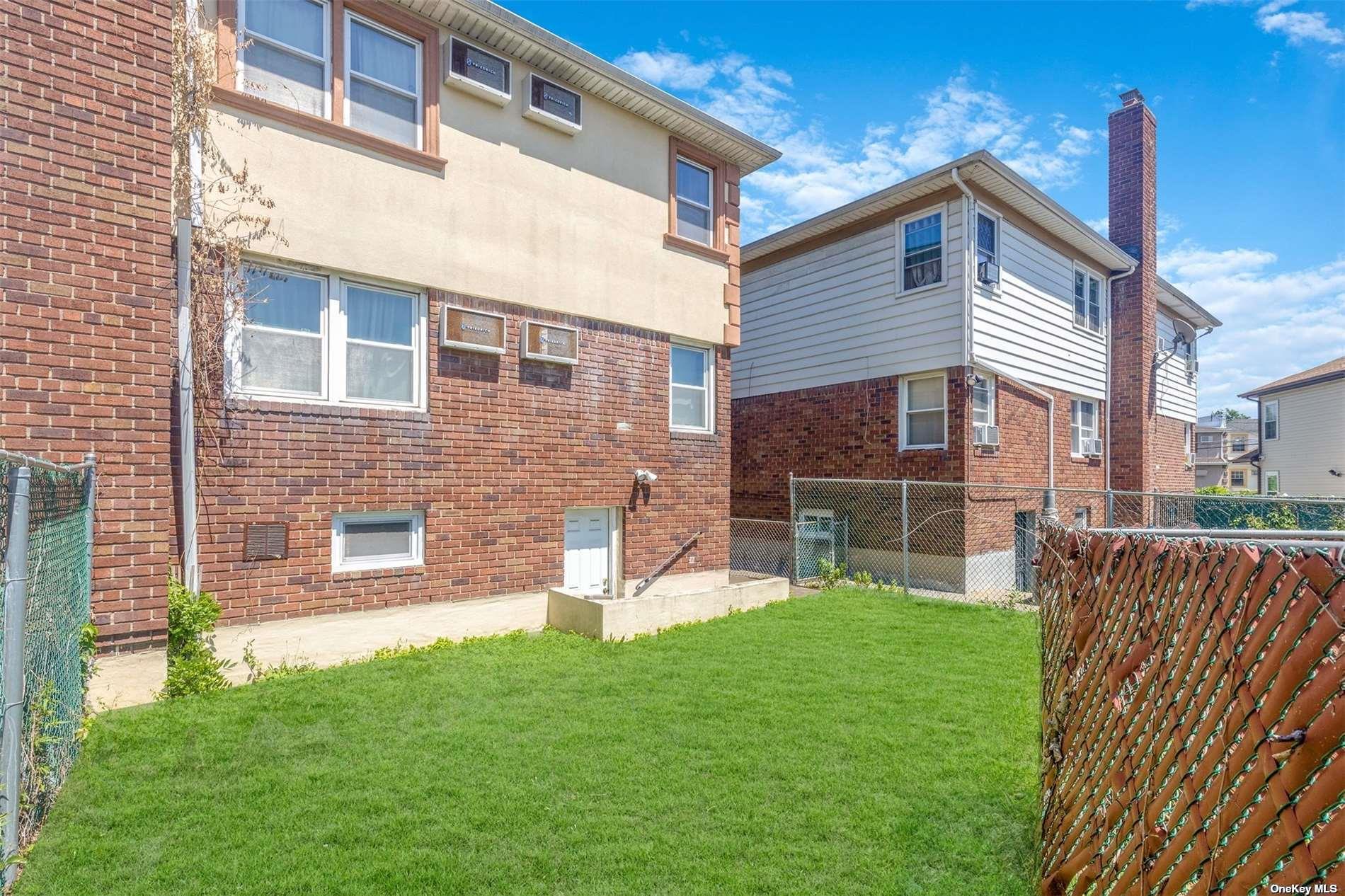 Single Family Edgewood  Queens, NY 11413, MLS-869687-23