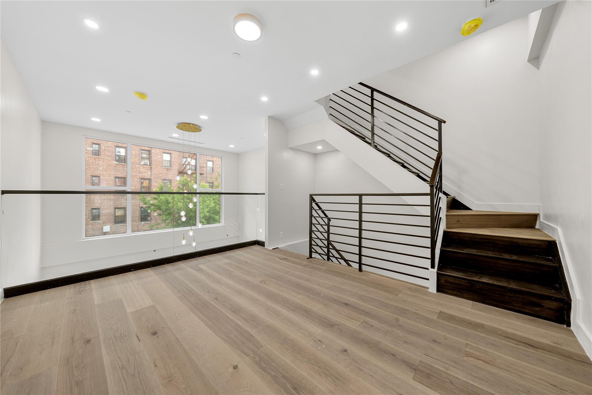 Single Family Fenimore  Brooklyn, NY 11225, MLS-869714-16