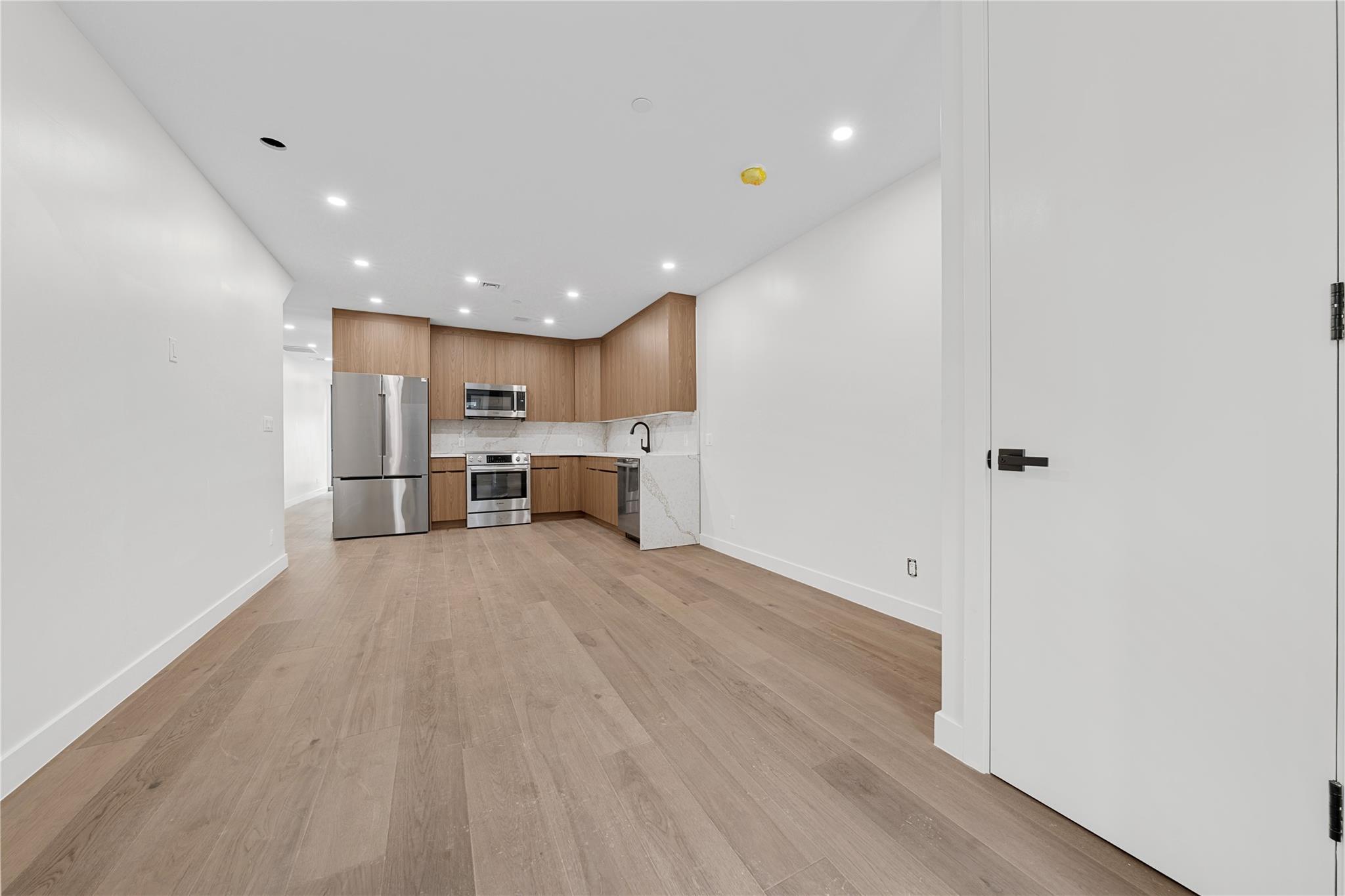 Single Family Fenimore  Brooklyn, NY 11225, MLS-869714-6