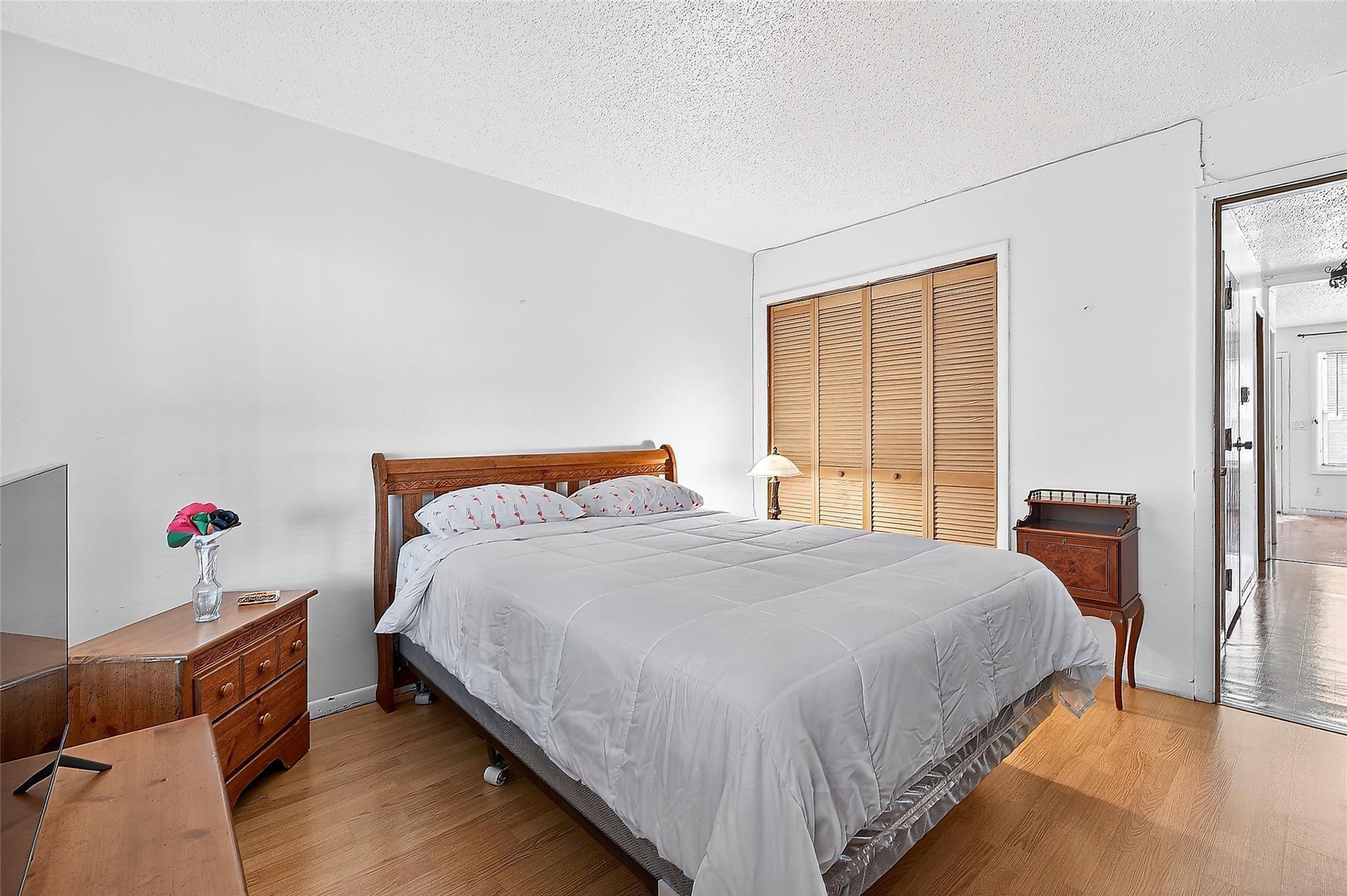 Single Family Caesar  Bronx, NY 10473, MLS-869715-10