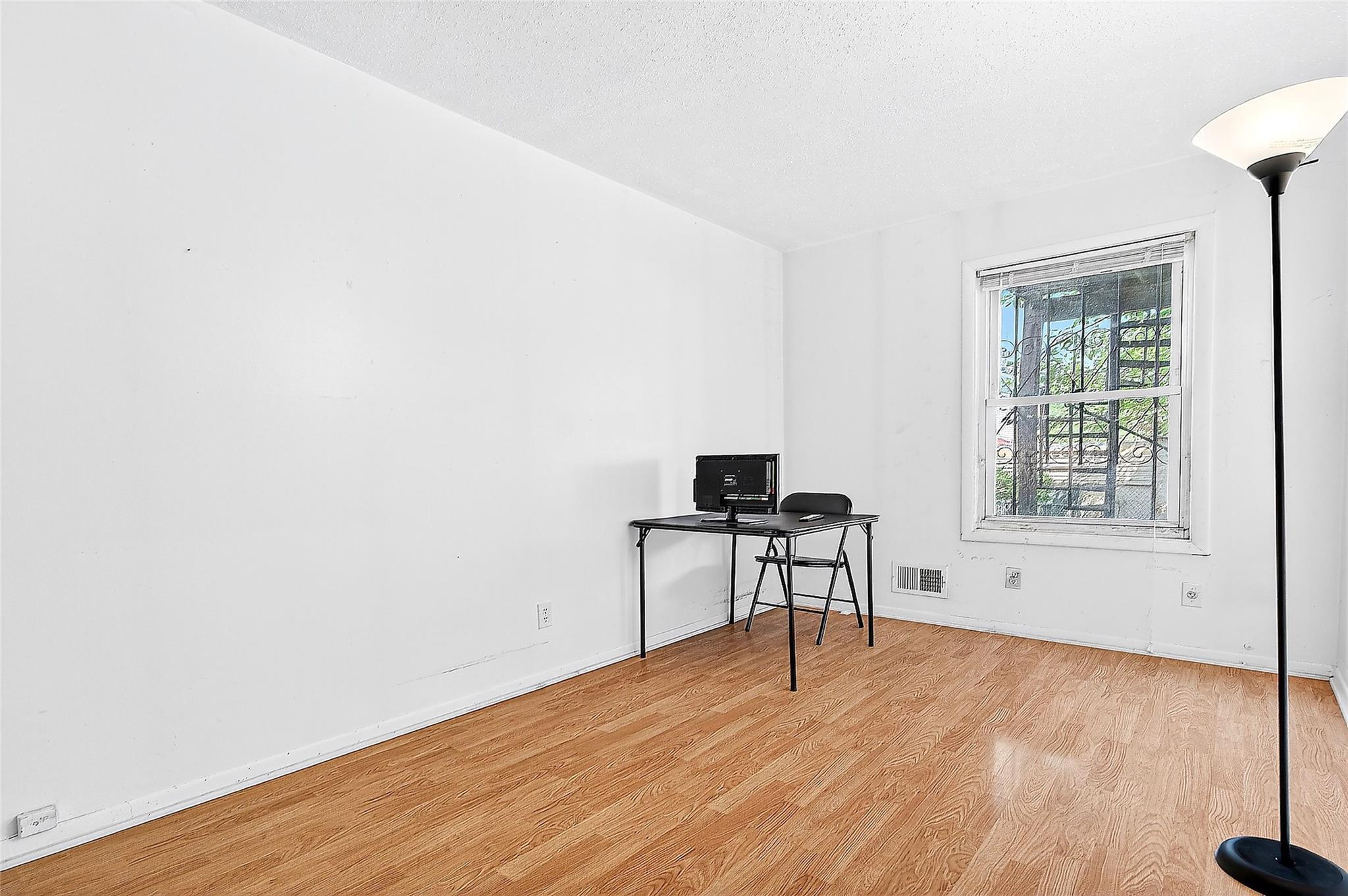 Single Family Caesar  Bronx, NY 10473, MLS-869715-13