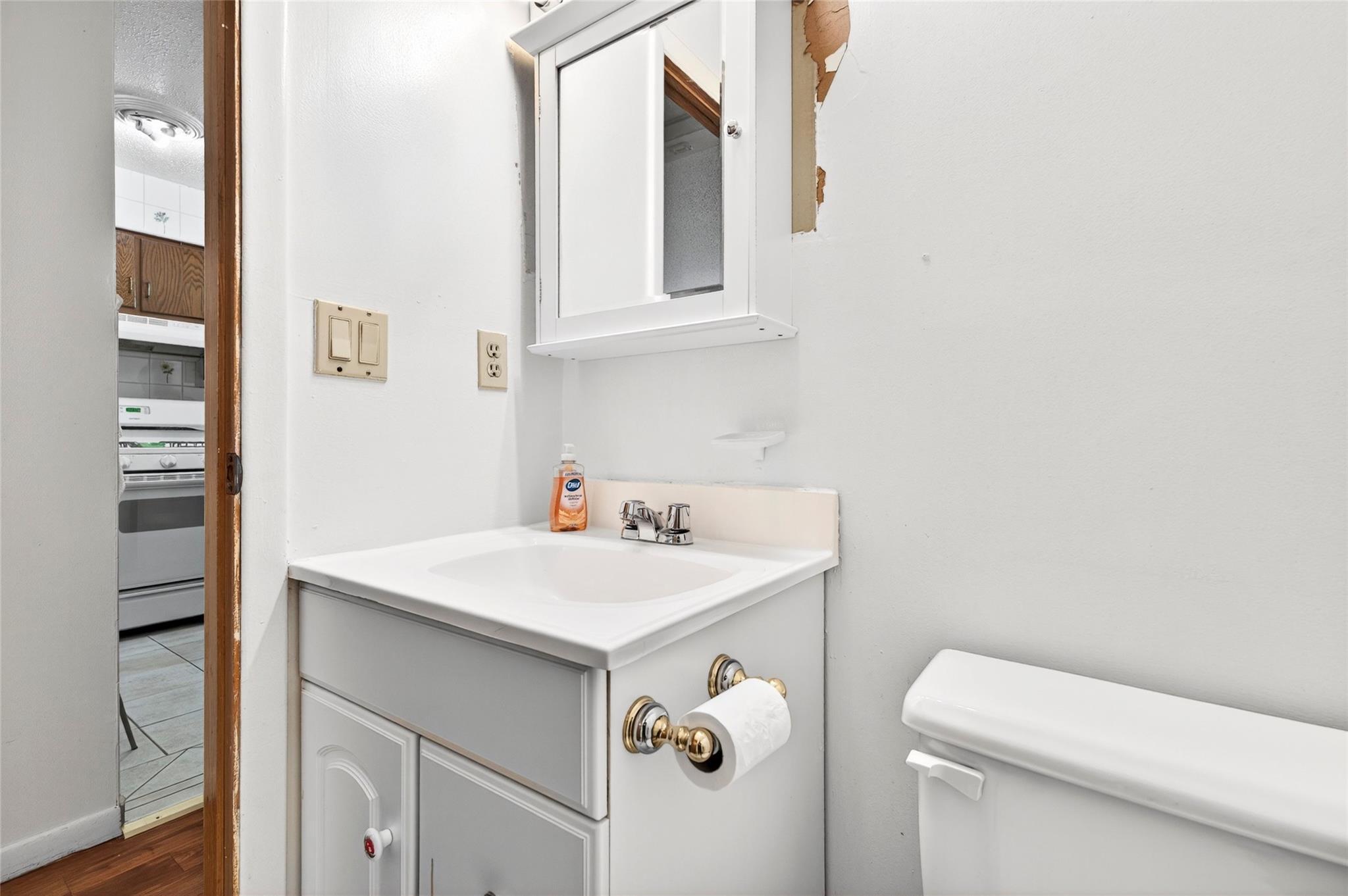 Single Family Caesar  Bronx, NY 10473, MLS-869715-16