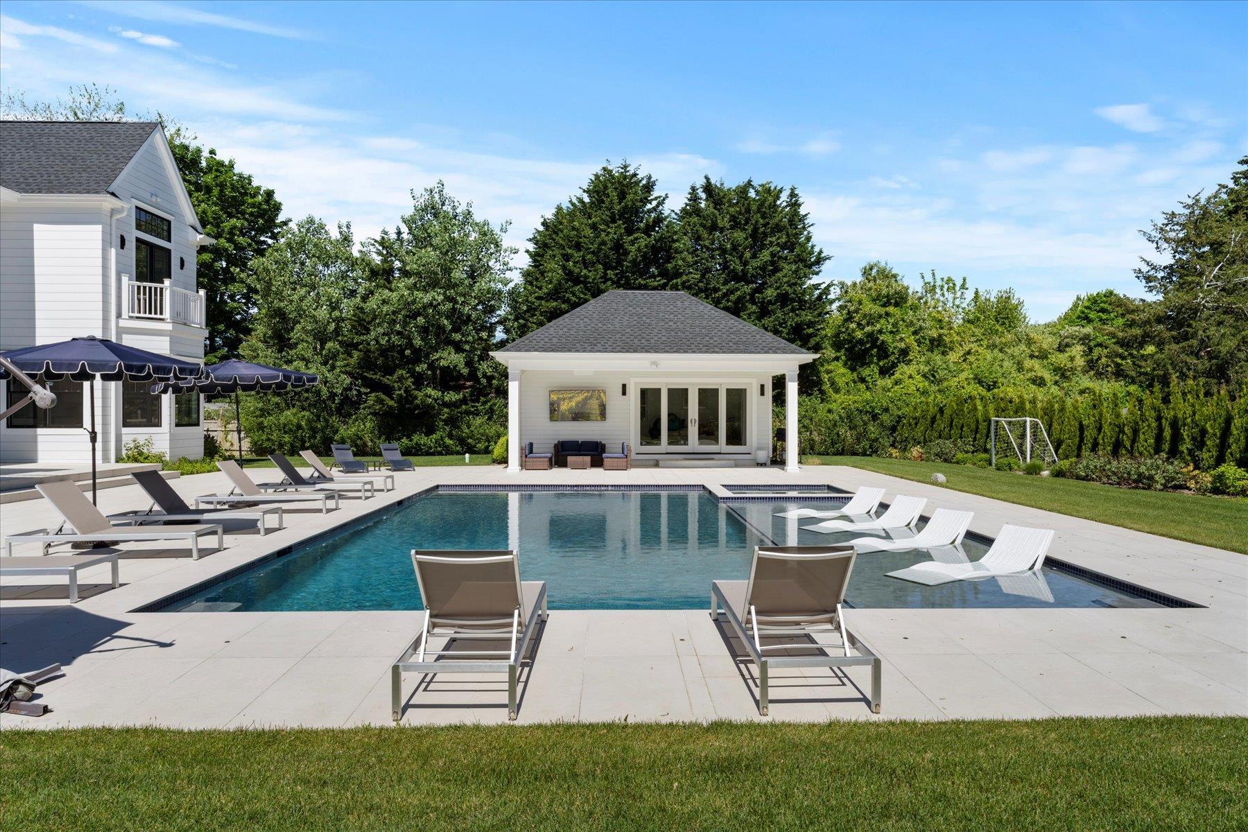 Single Family Country Club  Suffolk County, NY 11968, MLS-869717-32