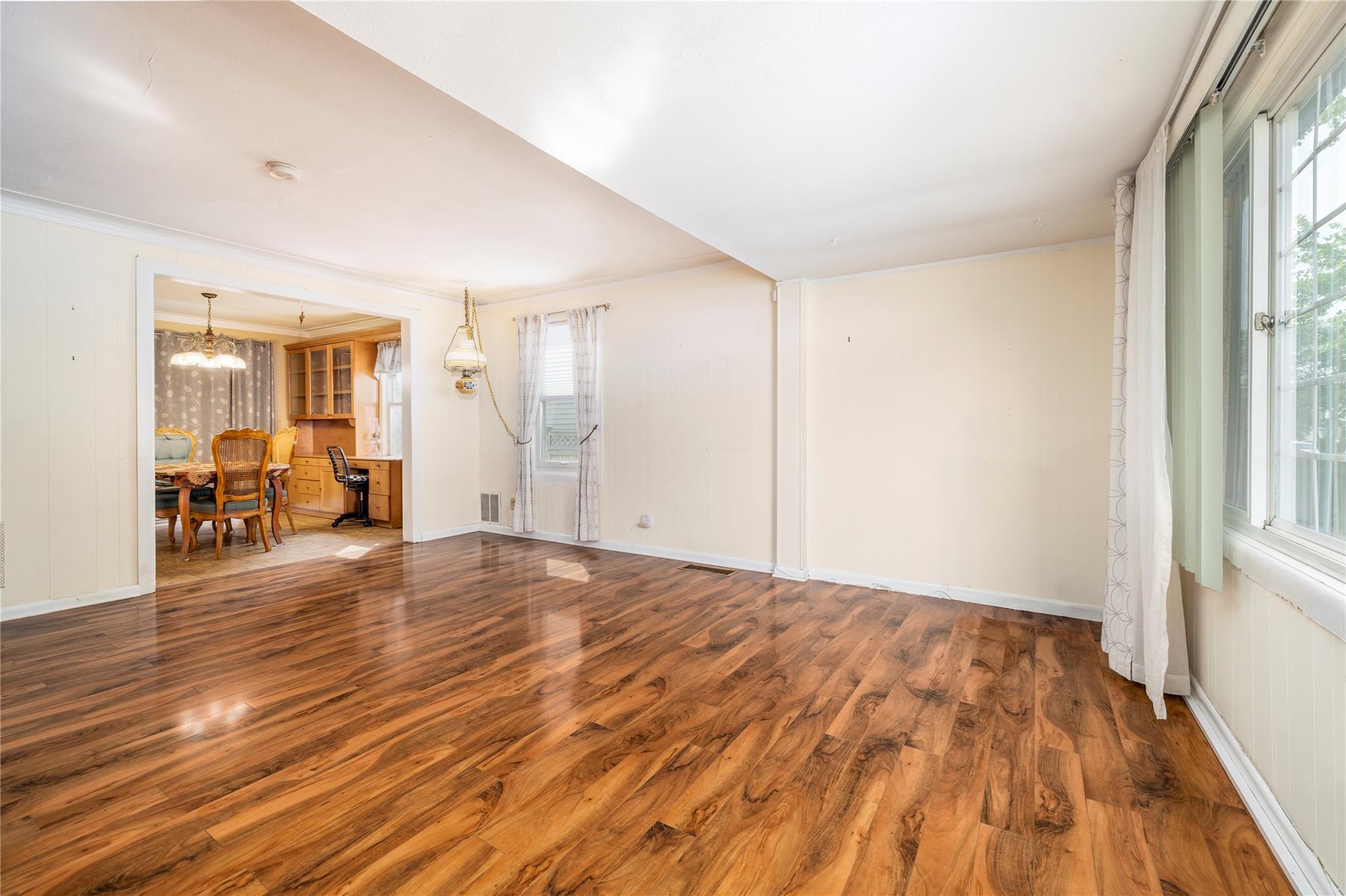 Single Family 215th  Queens, NY 11428, MLS-869762-10
