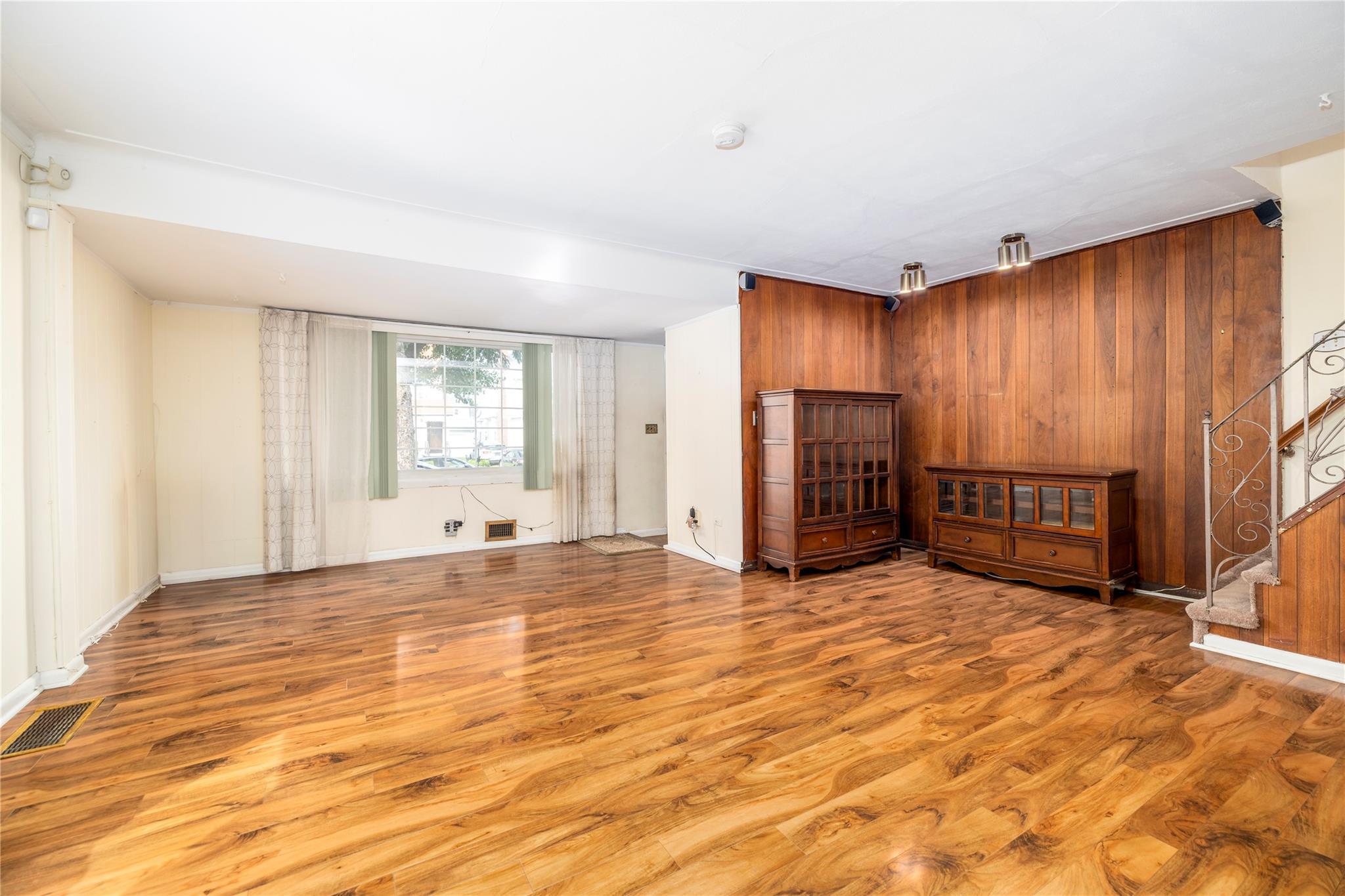 Single Family 215th  Queens, NY 11428, MLS-869762-12