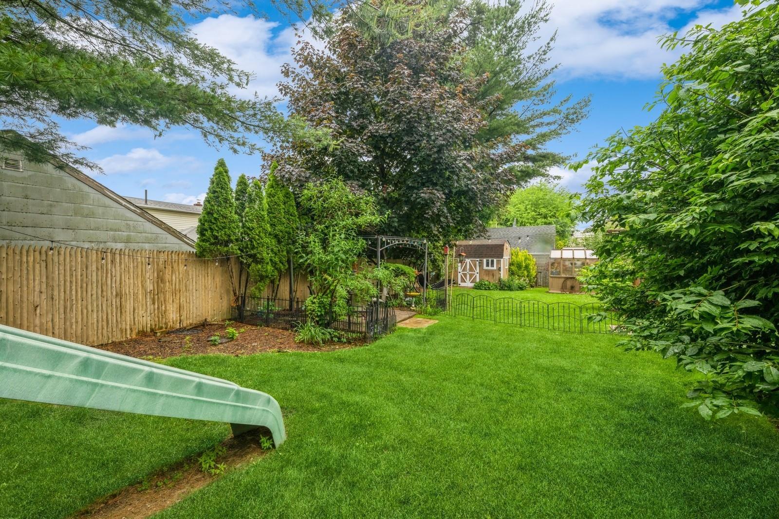 Single Family Miles  Nassau County, NY 11507, MLS-869770-31