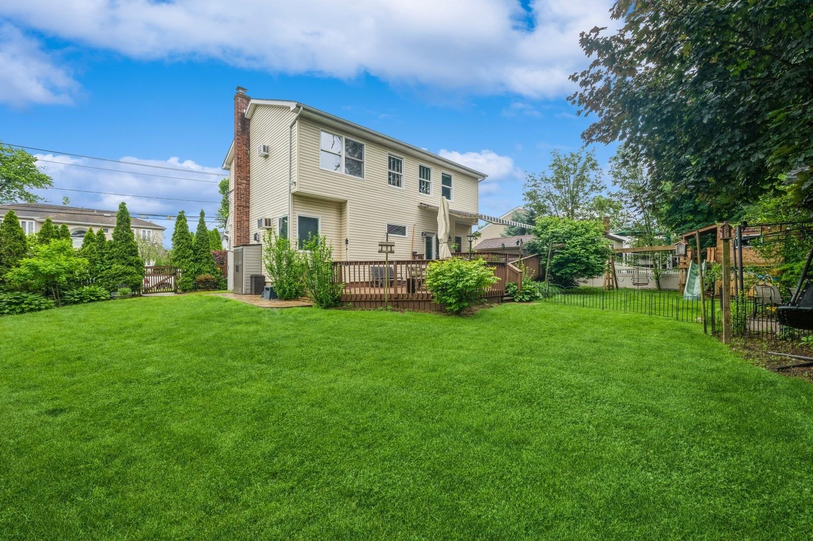 Single Family Miles  Nassau County, NY 11507, MLS-869770-33